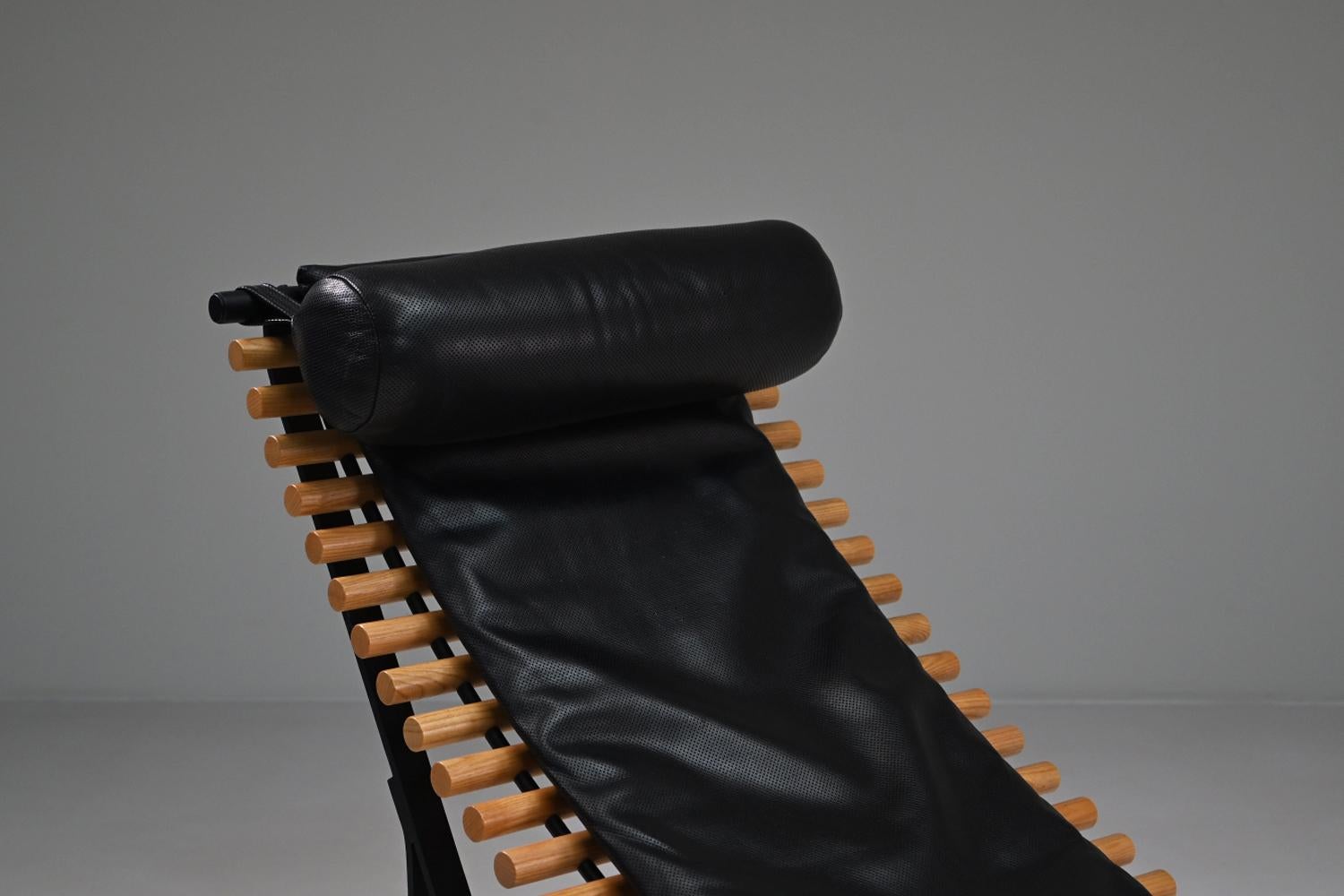Spine back chaise longue by Peter Strassl, 1970s Germany. (Ende des 20. Jahrhunderts) im Angebot