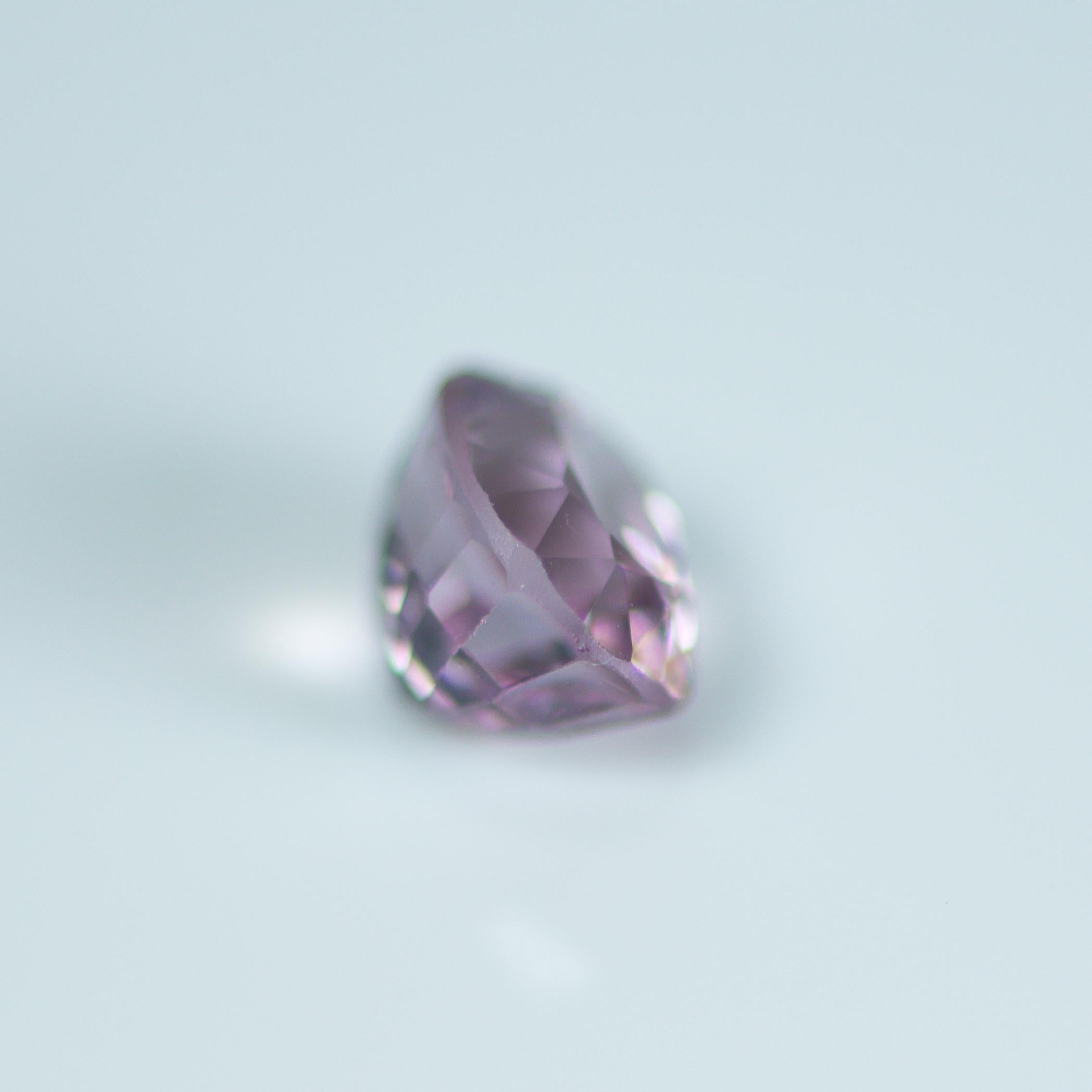 Spinel 1.09 Carat IGI Certified In New Condition For Sale In Vadgam, GJ