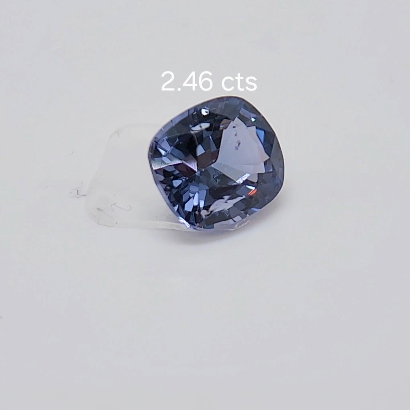 Spinello 2,46 carati. Bellissimo Spinello di colore blu proveniente dallo Sri Lanka. in vendita 3