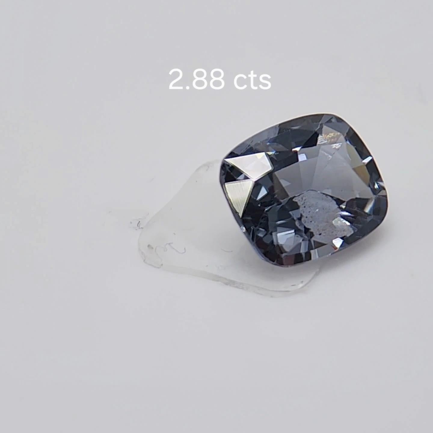 Spinello 2,88 carati. Bellissimo Spinello di colore blu proveniente dallo Sri Lanka. in vendita 5