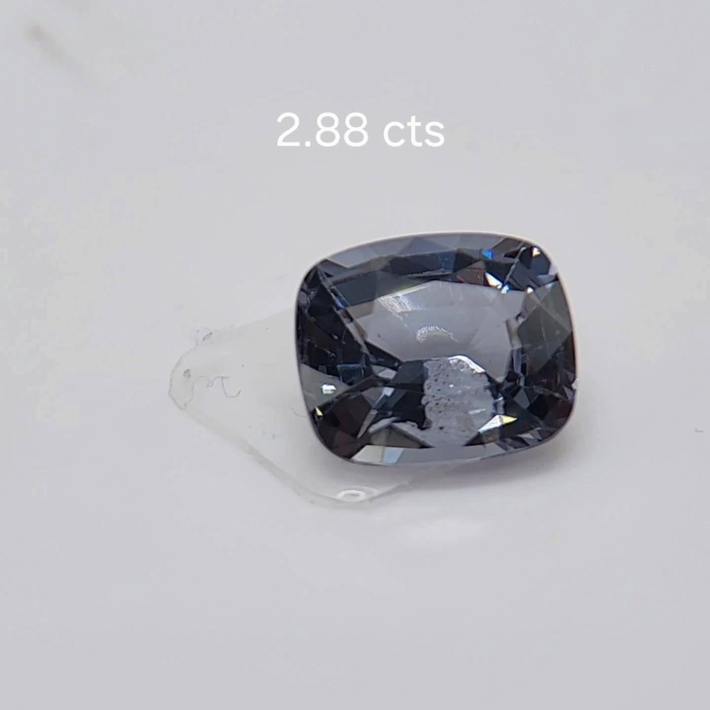 Spinello 2,88 carati. Bellissimo Spinello di colore blu proveniente dallo Sri Lanka. in vendita 6