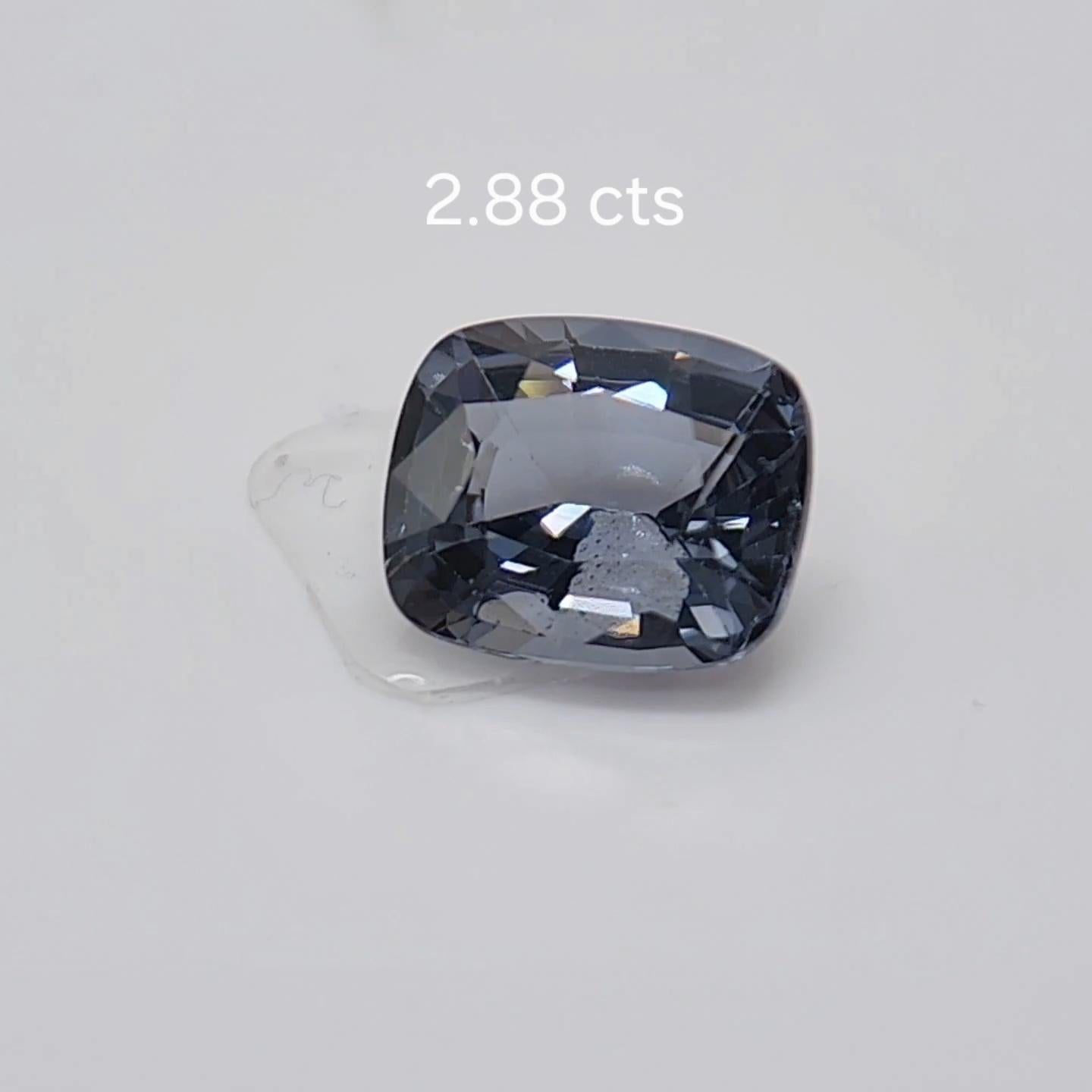 Spinello 2,88 carati. Bellissimo Spinello di colore blu proveniente dallo Sri Lanka. in vendita 8