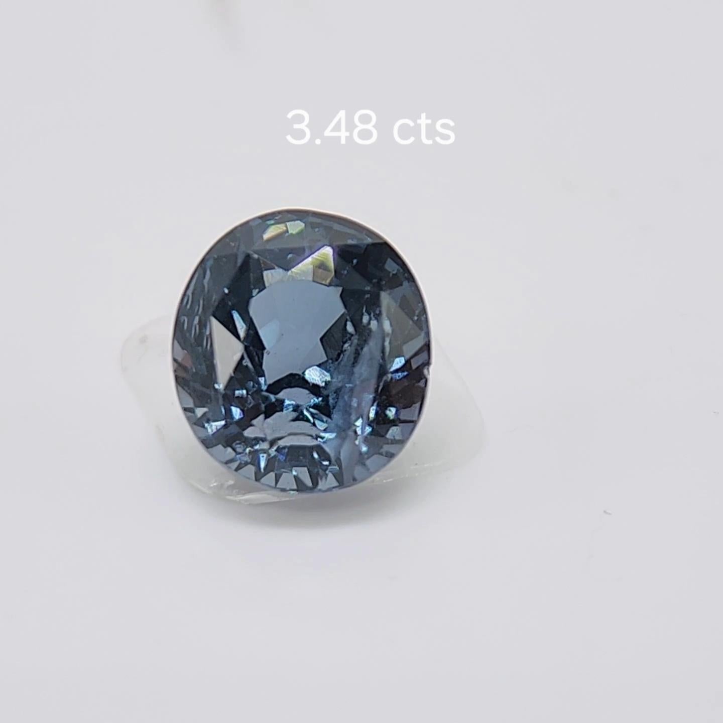 Spinello 3,48 carati. Bellissimo blu  Spinello di colore dello Sri lanka. in vendita 12