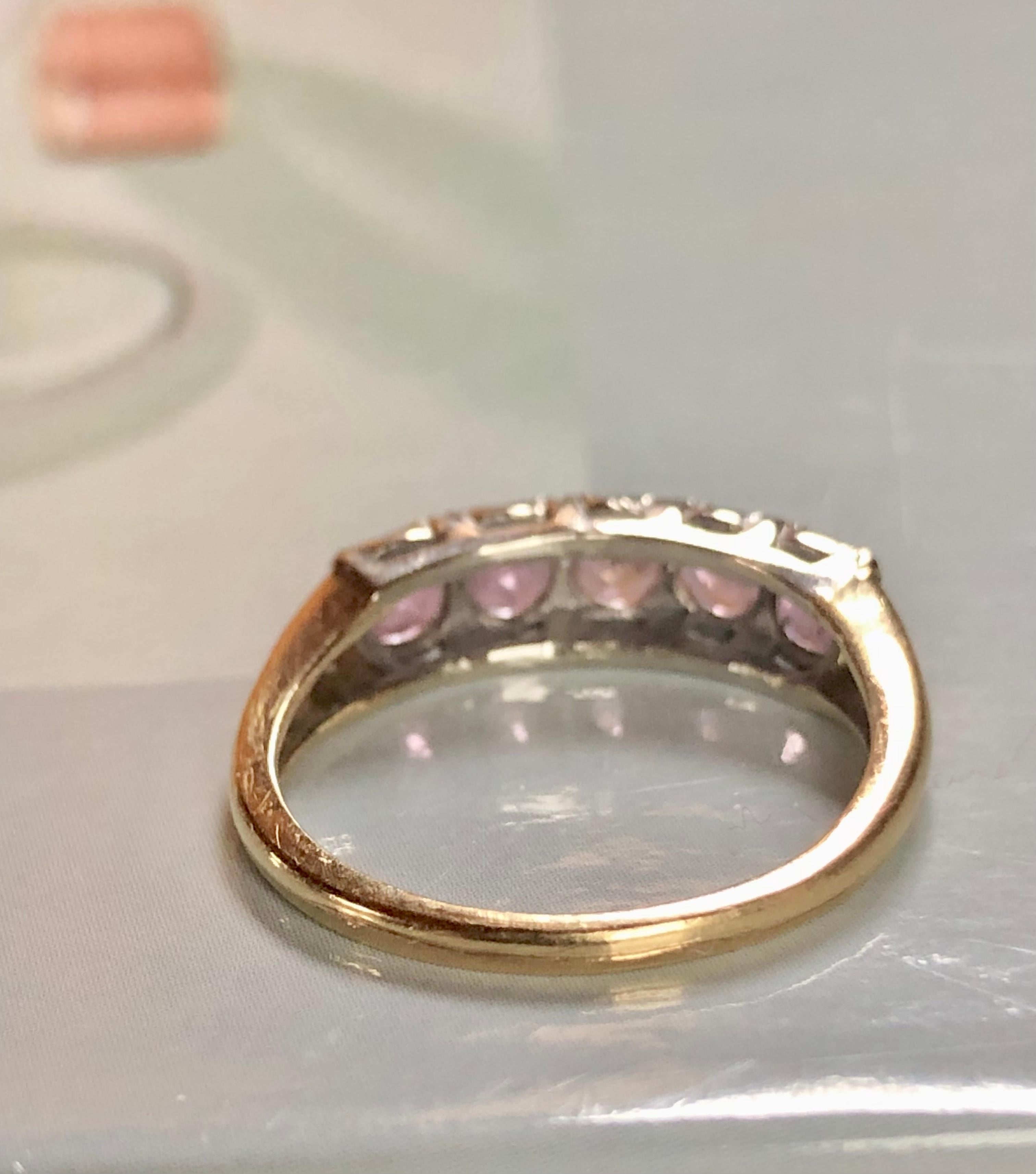 Spinell 5-Stein-Band 14 Karat Gelbgold Ring Vintage By (Art déco) im Angebot