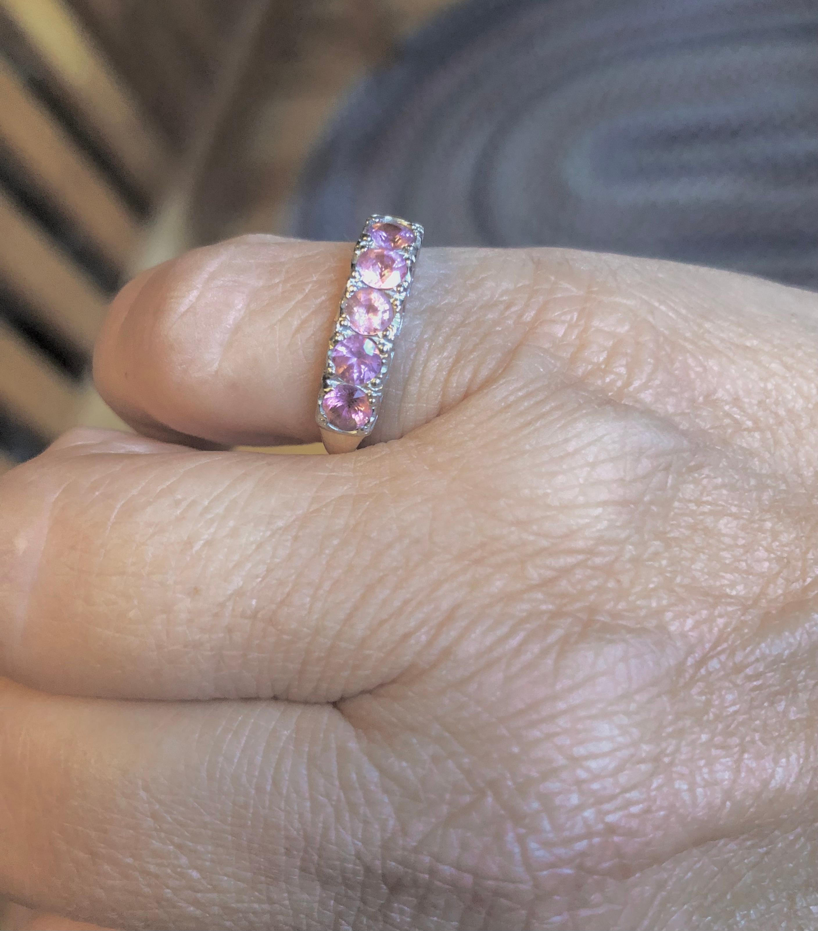 Spinell 5-Stein-Band 14 Karat Gelbgold Ring Vintage By im Angebot 2