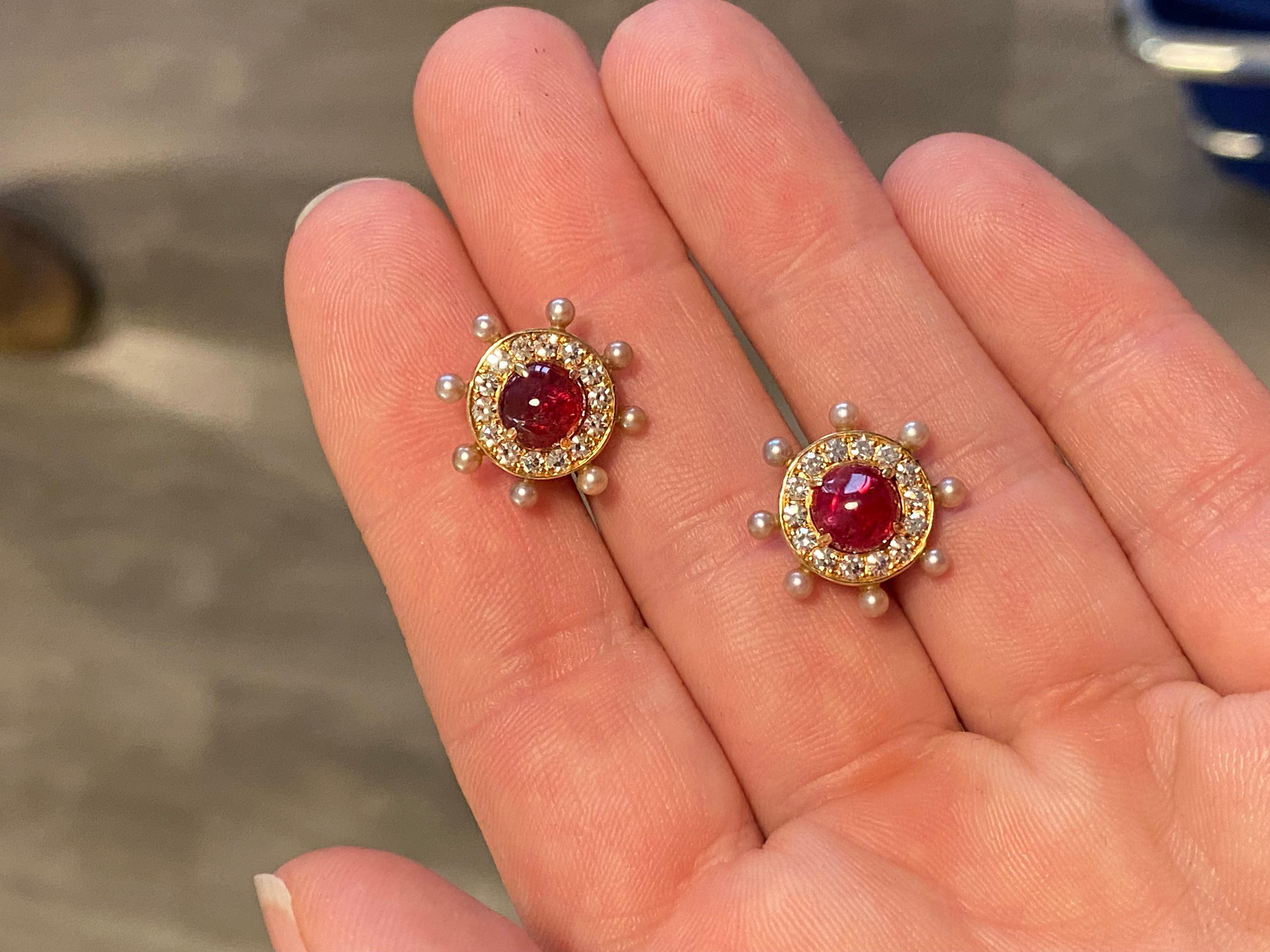 Spinel, Diamond and Natural Pearl Earrings In Excellent Condition For Sale In Genève, CH