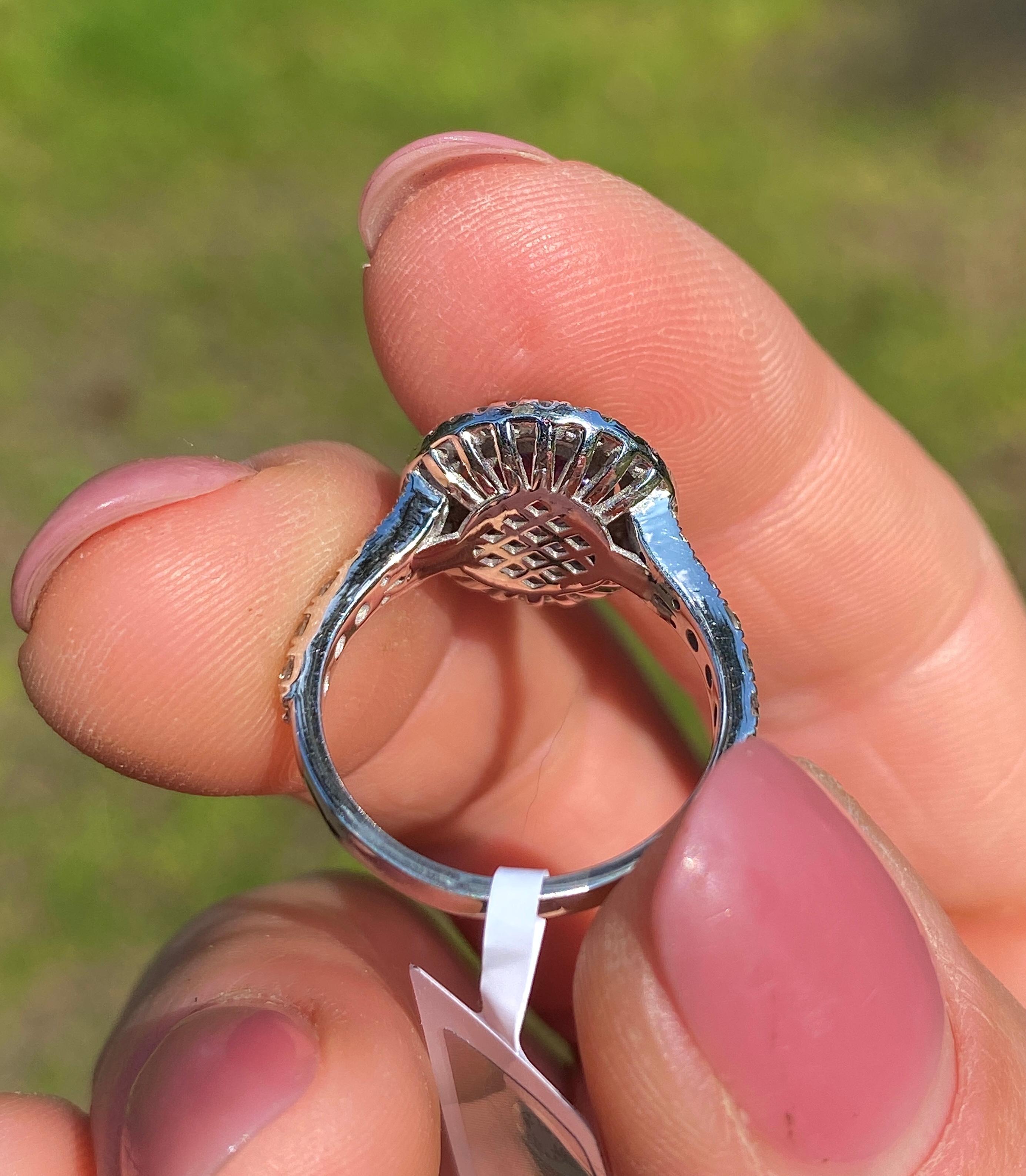 Spinel Blueish Green and Diamonds natural gemstone Ring, 14 Karat White Gold 7US In New Condition For Sale In Daugavpils, LV