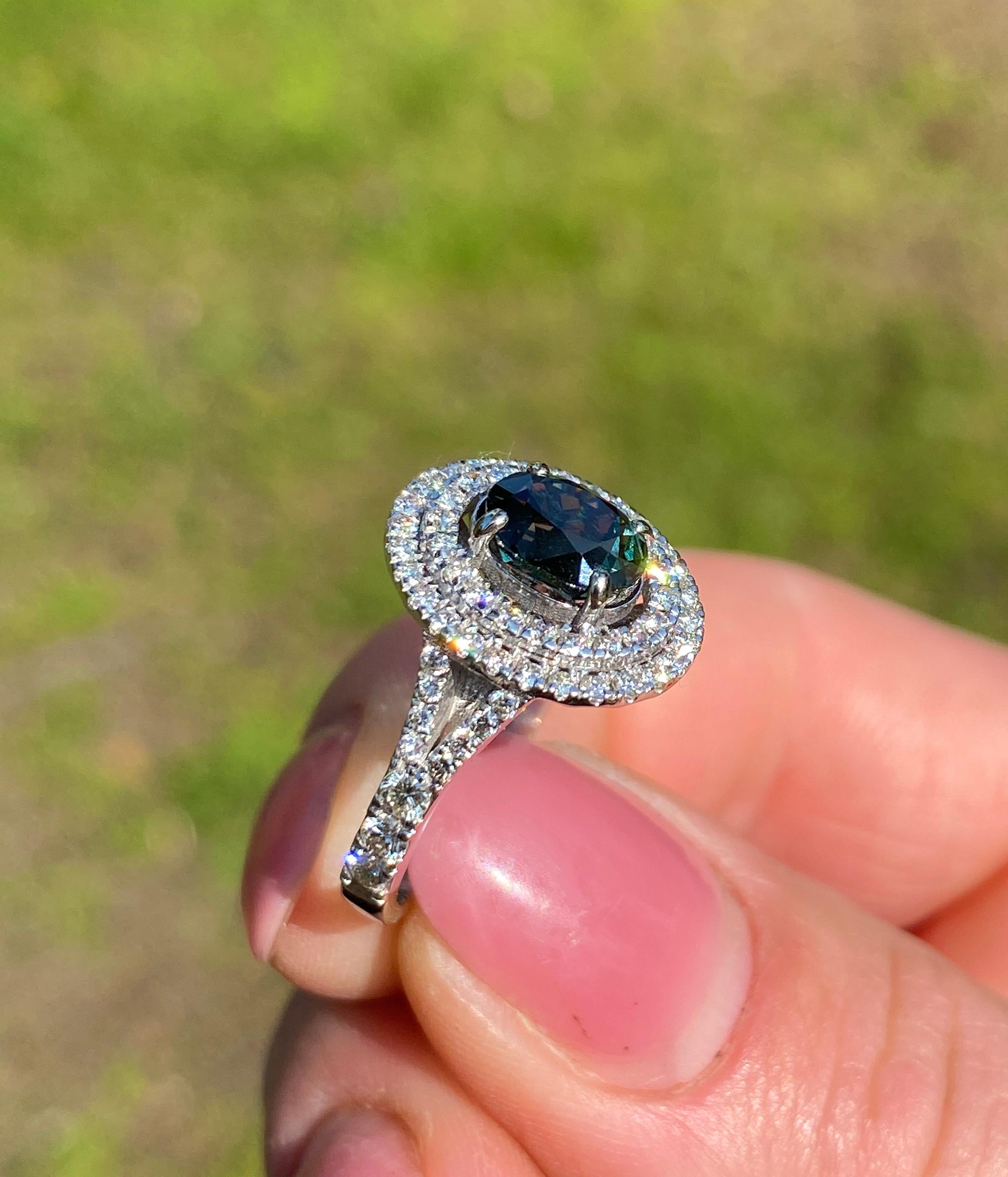 Spinel Blueish Green and Diamonds natural gemstone Ring, 14 Karat White Gold 7US For Sale 2
