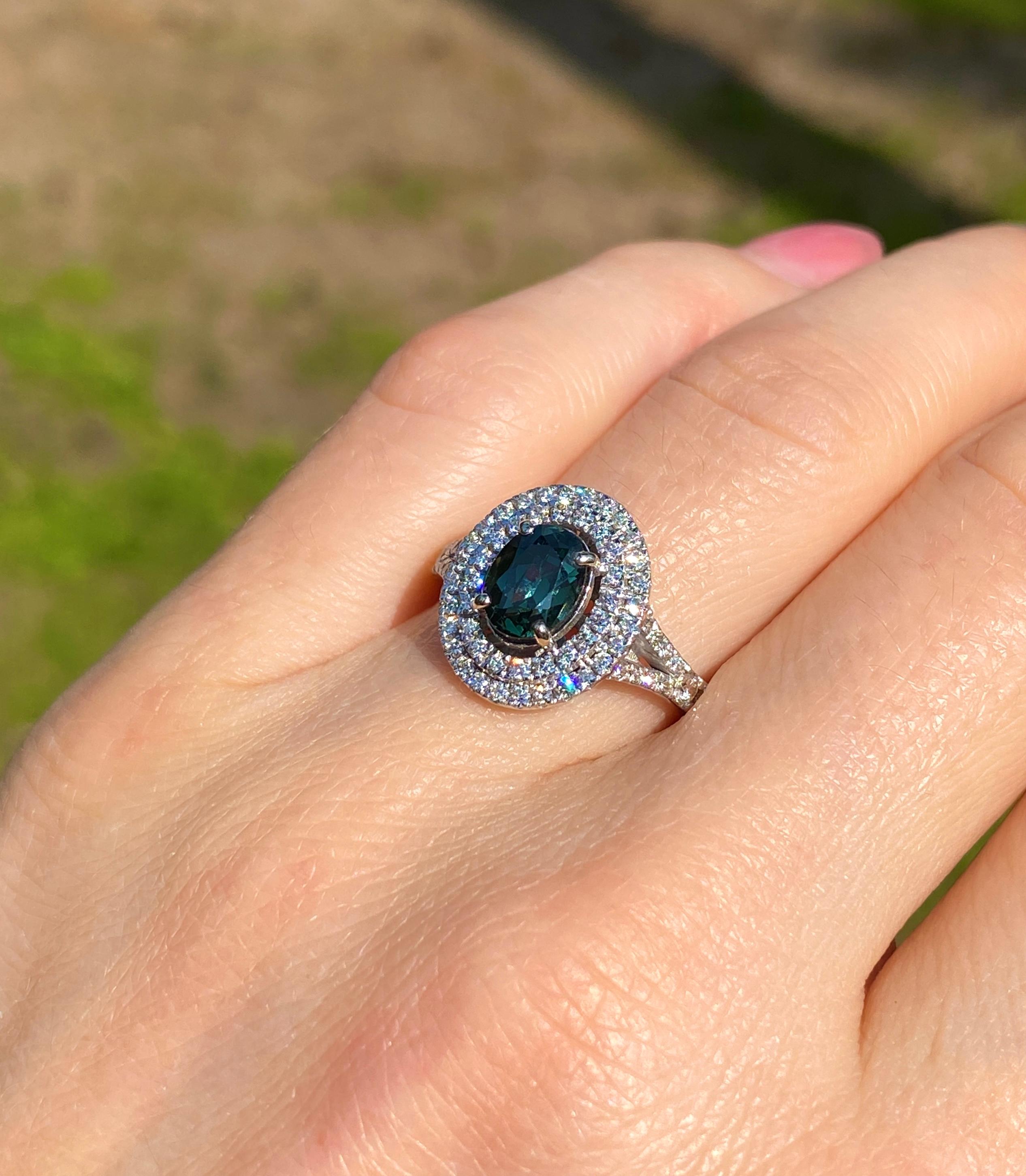 Spinel Blueish Green and Diamonds natural gemstone Ring, 14 Karat White Gold 7US For Sale 4
