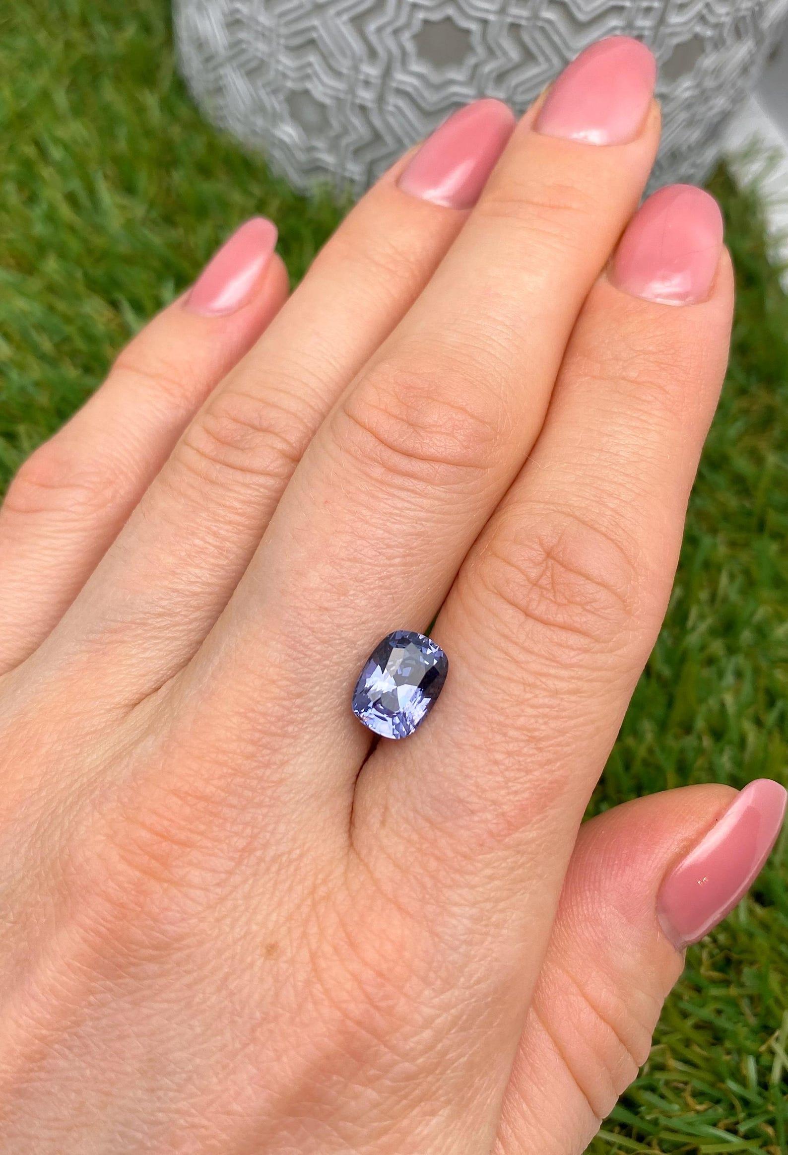 Spinelle Violet bleuté 3.05Ct pierre précieuse naturelle, Coussin Tanzanie, Certificat GFCO en vente 2