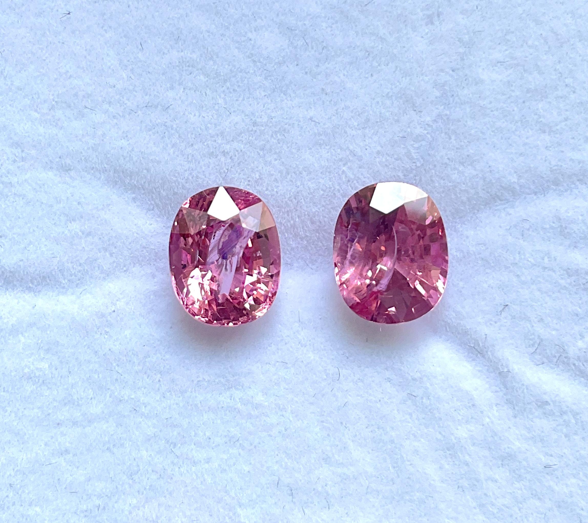 Spinel Burma 5.40 Carats Oval Cut Pair 2 Pieces For Top Fine Jewelry Natural Gem (Ovalschliff) im Angebot