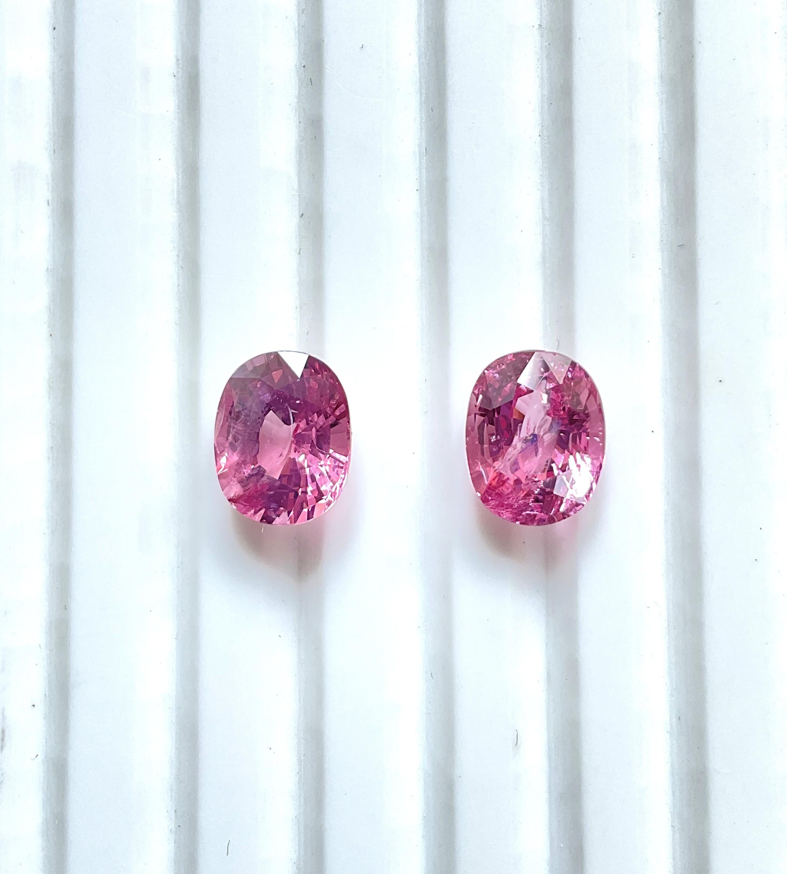 Spinel Burma 5.40 Carats Oval Cut Pair 2 Pieces For Top Fine Jewelry Natural Gem im Angebot 1
