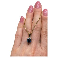Spinel Cobalt Blue and Diamond natural gemstone pendant, 14 Kt Yellow Gold, GFCO