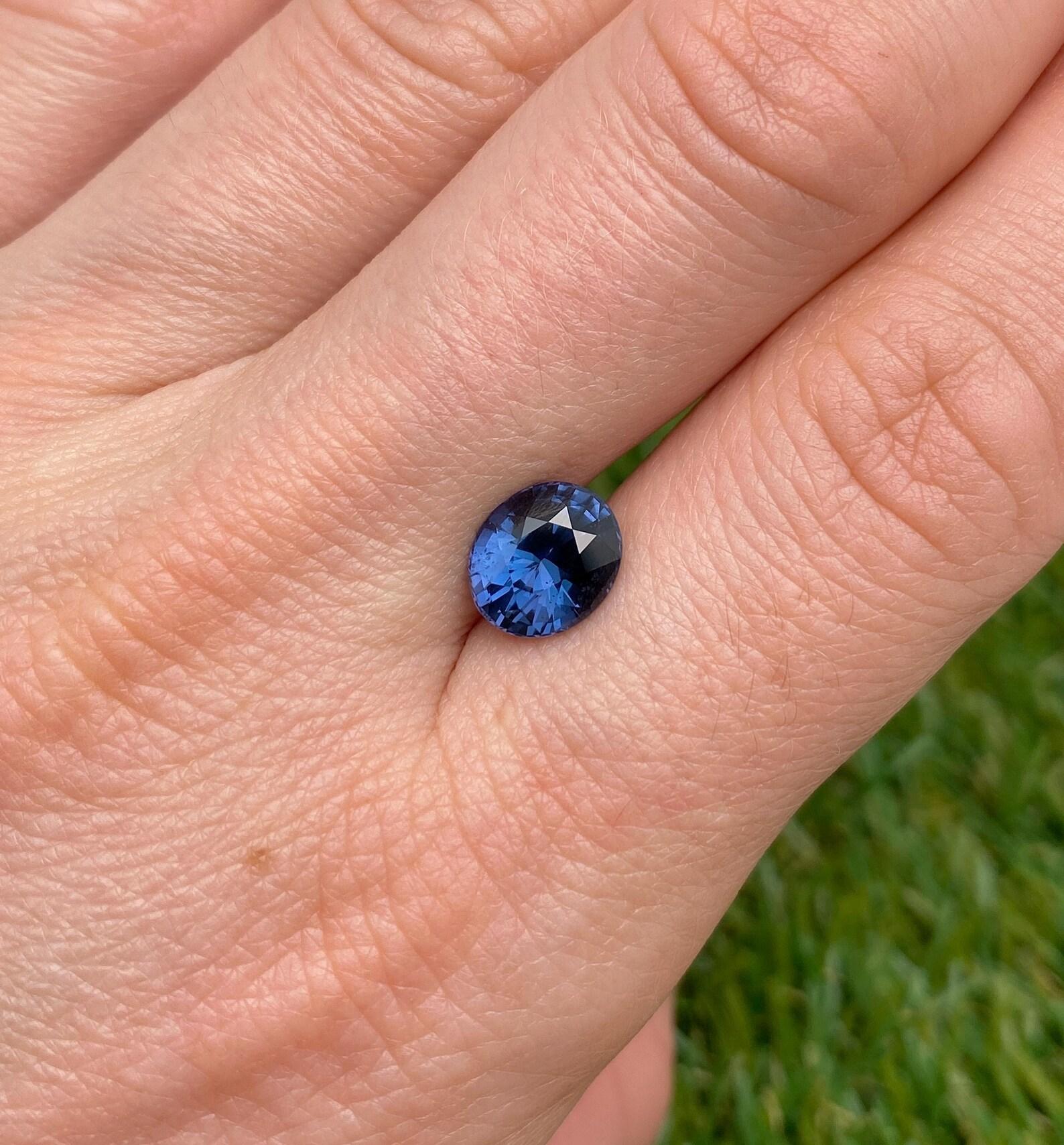 Spinel Cobalt VIVID Blue 2.99Ct natural gemstone, Oval cut, Tanzania Certificate For Sale 3