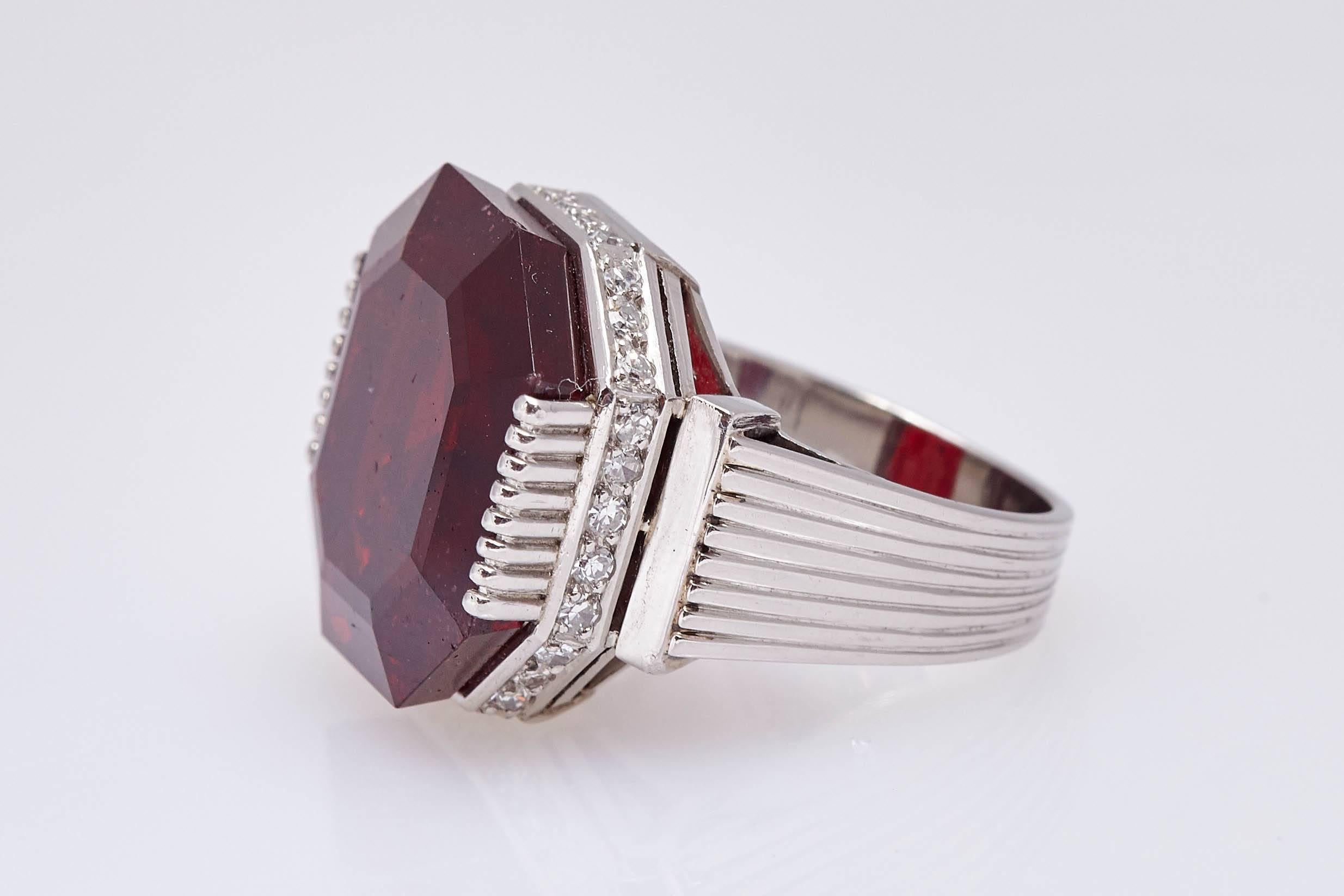 Spinel Diamond Ring In Excellent Condition In New York, NY