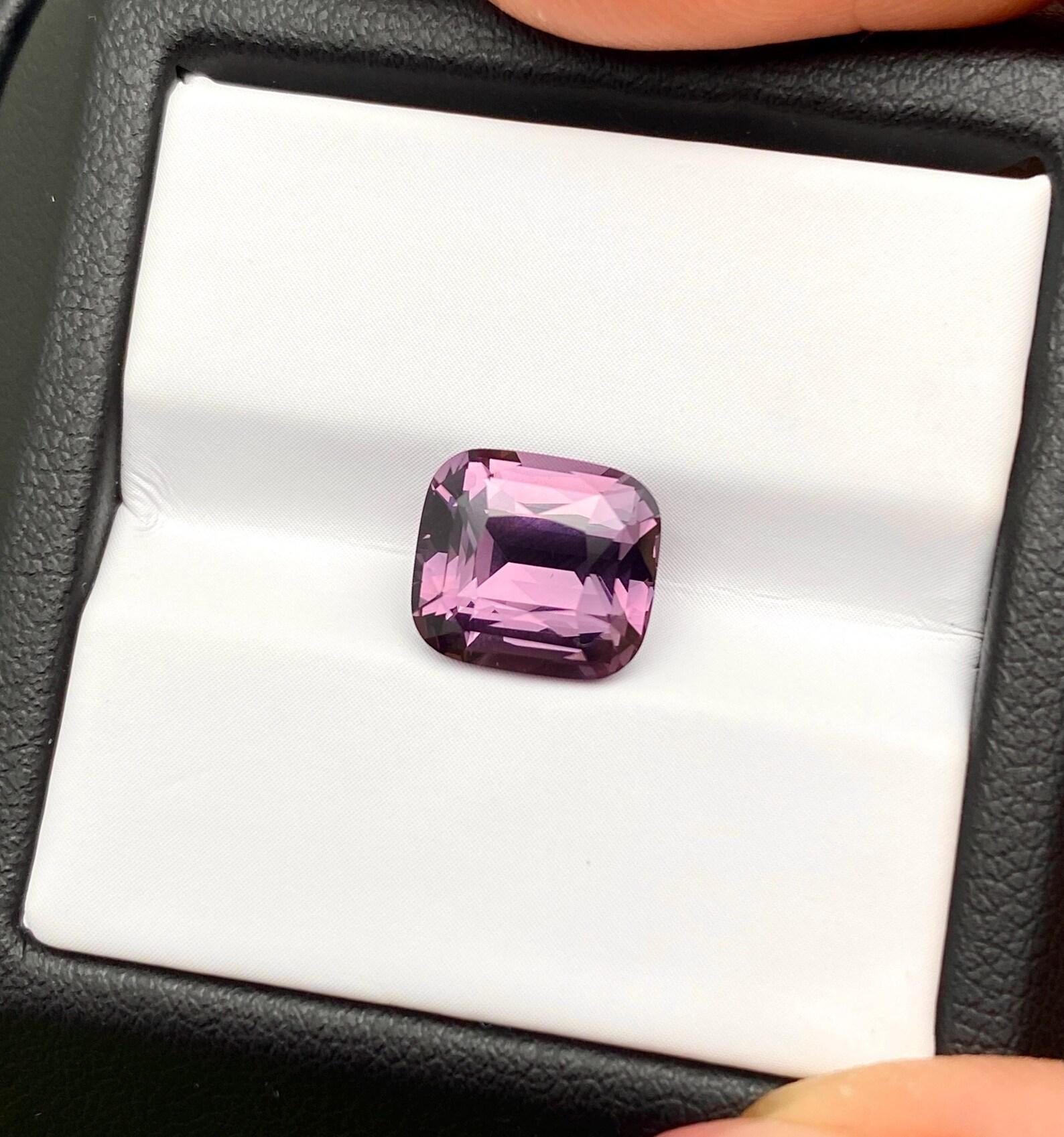 Spinel Lavender Violet 4.27Ct natural gemstone, Cushion cut, Tanzania For Sale 1