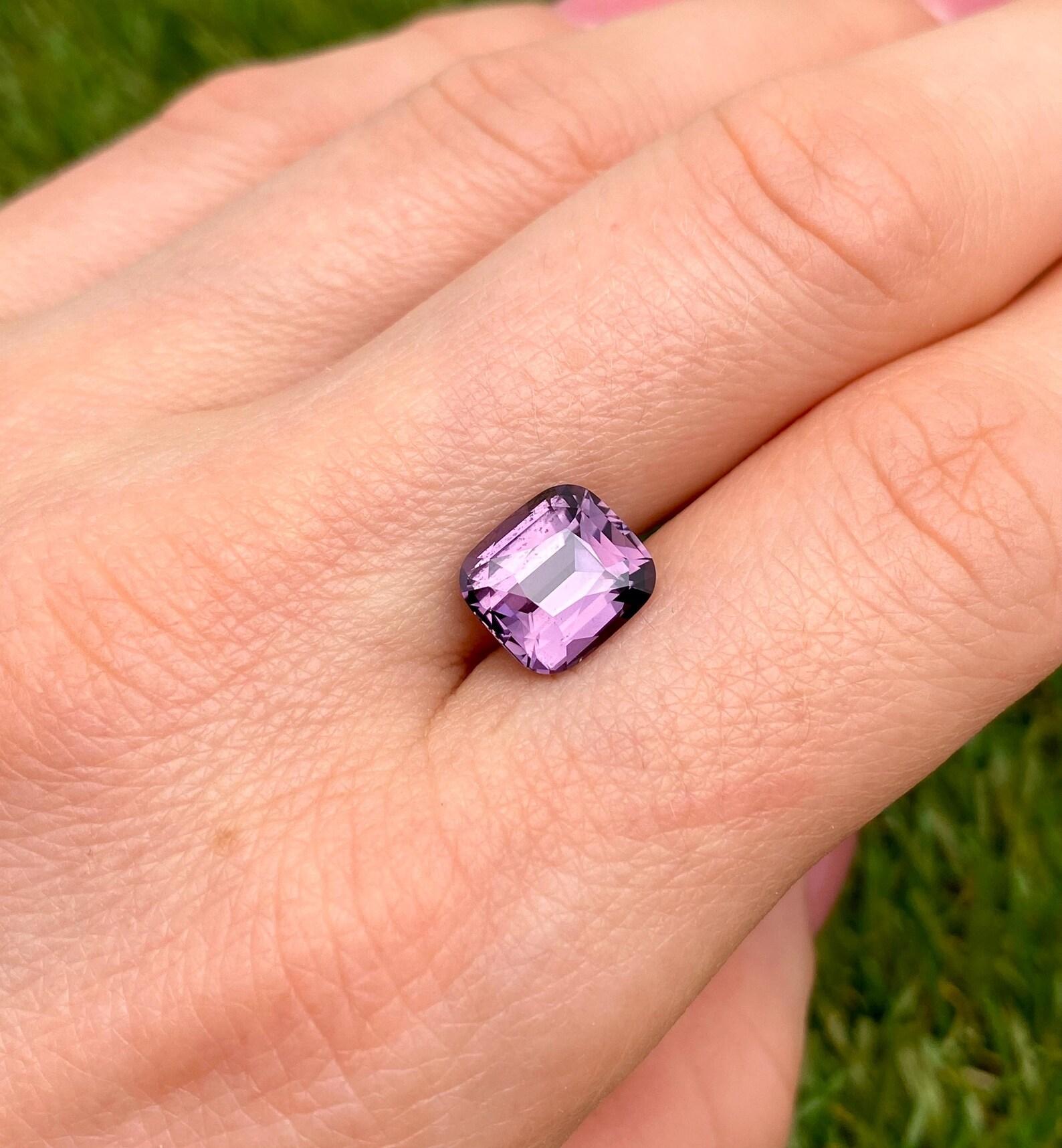 Spinel Lavender Violet 4.27Ct natural gemstone, Cushion cut, Tanzania For Sale 2
