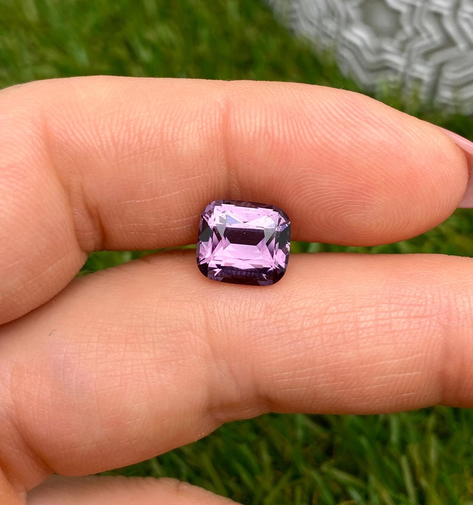 Spinel Lavender Violet 4.27Ct natural gemstone, Cushion cut, Tanzania For Sale 3