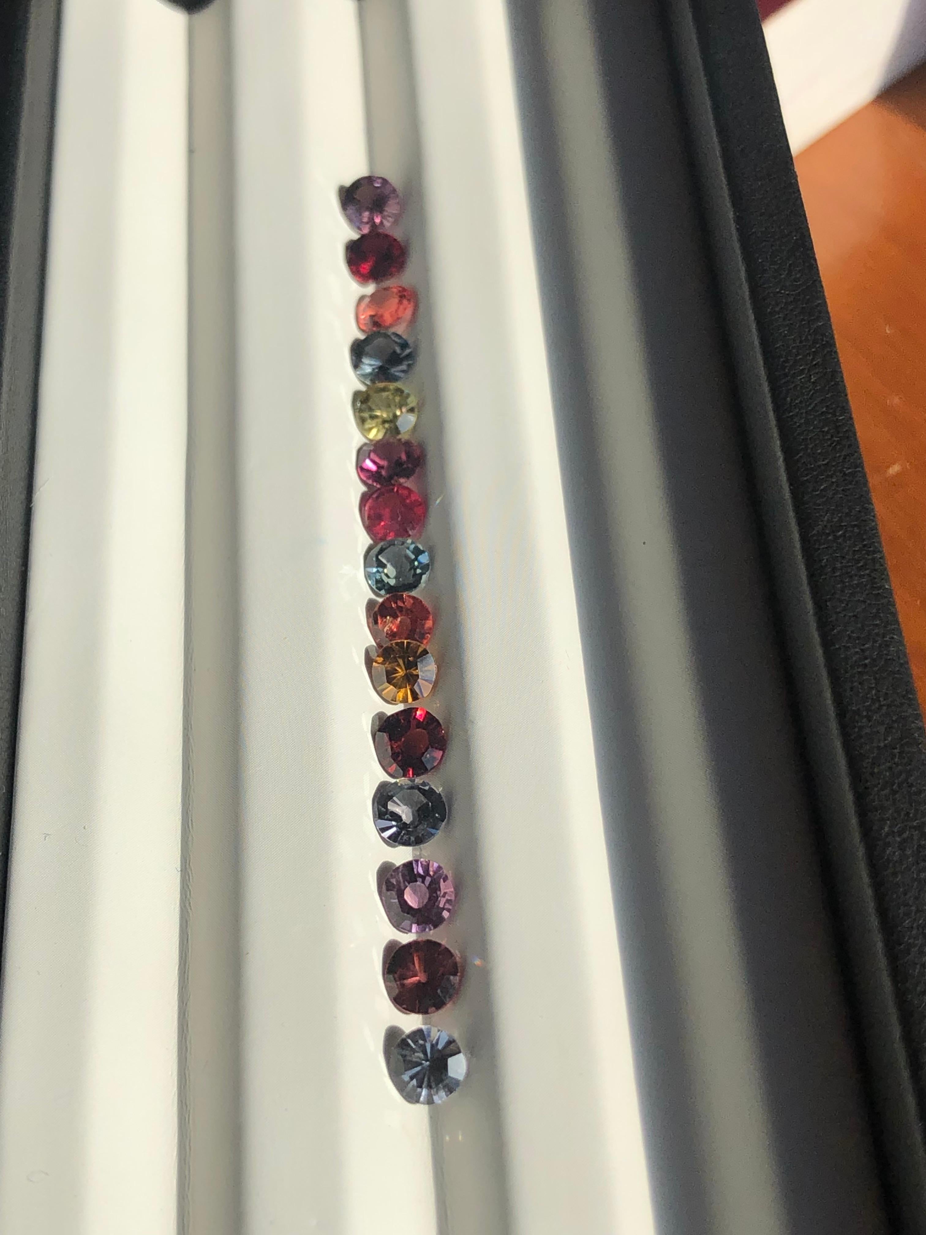 Contemporary Spinel Palette 7.20 Carats Round 5mm Loose Gems Set For Sale