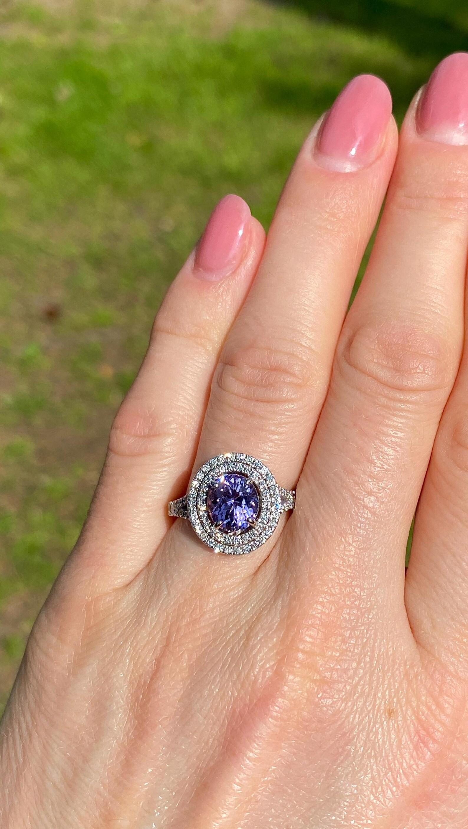 Spinel Pinkish Violet and Diamonds natural gemstone Ring, 14 Karat Gold, Size 7 For Sale 5