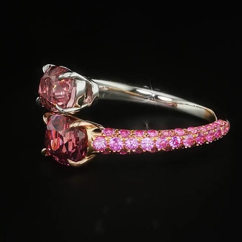 Contemporary Spinel, Sapphire and Diamond Toi et Moi Platinum and 18k Rose Gold Ring For Sale