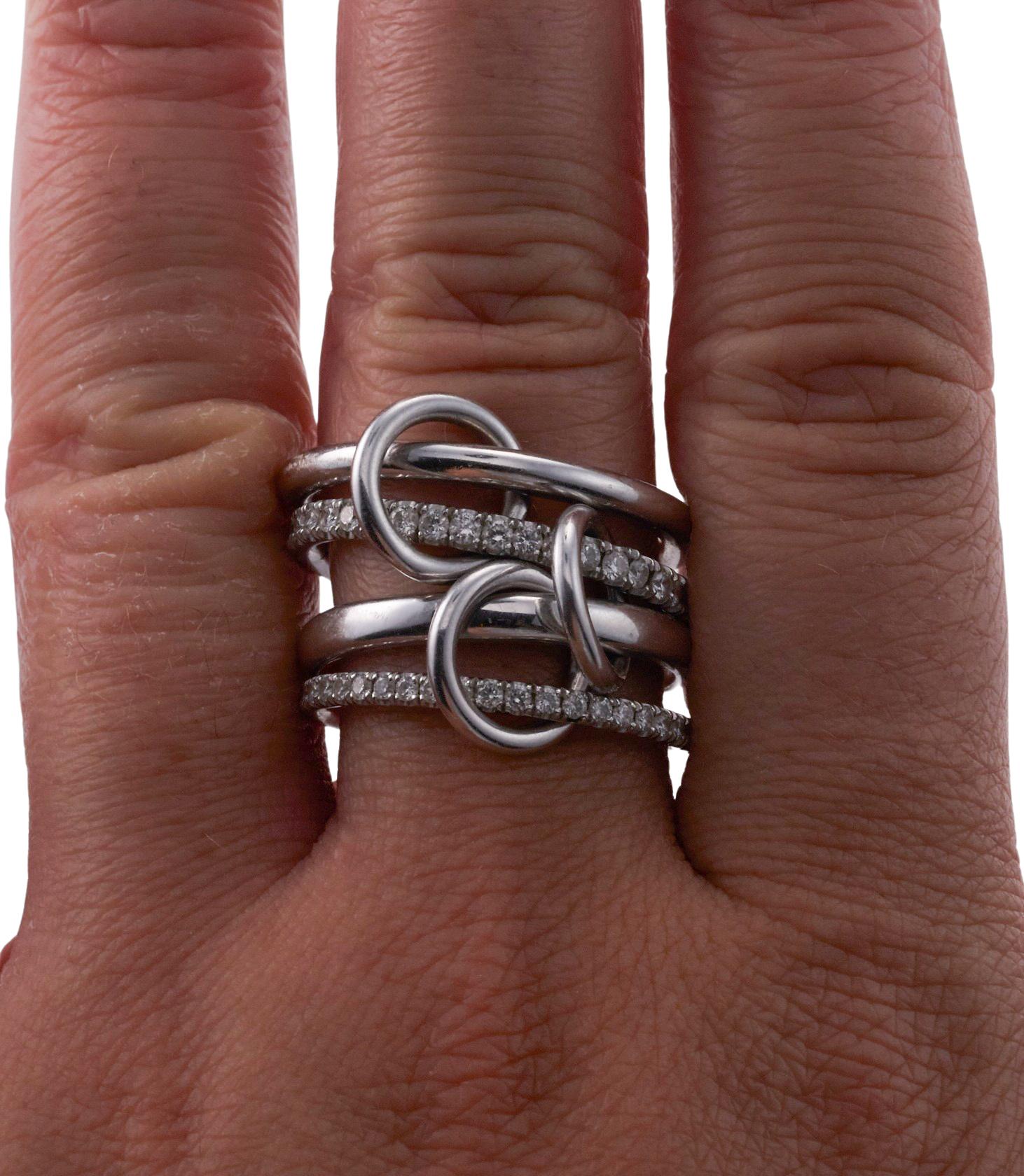Spinelli Kilcollin Polaris Goldring mit Diamanten für Damen oder Herren im Angebot