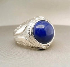 Spinosa Ring in 18K White Gold and Natural Lapis Lazuli