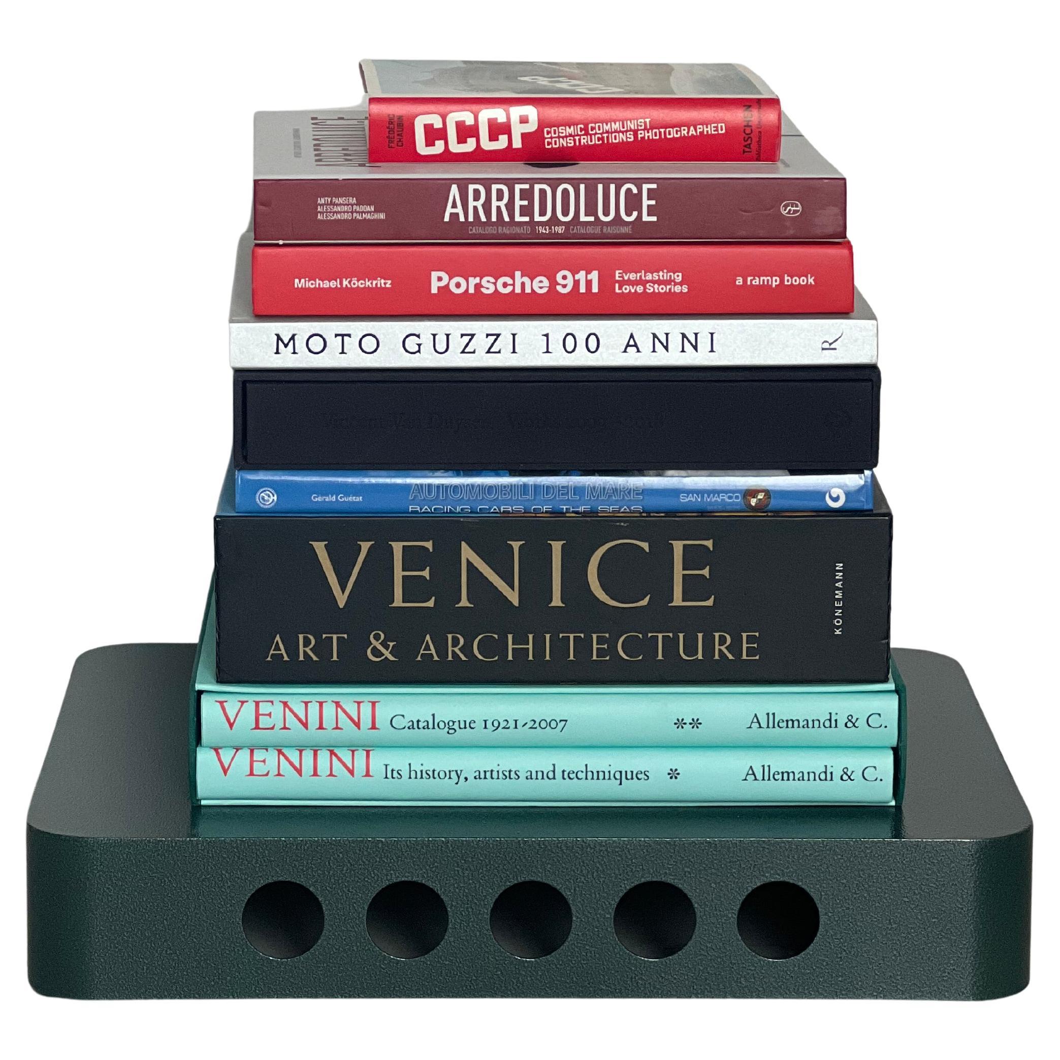 Spinzi Tablero de libros con ruedas , contemporáneo y minimalista Estantería portátil para libros, Verde