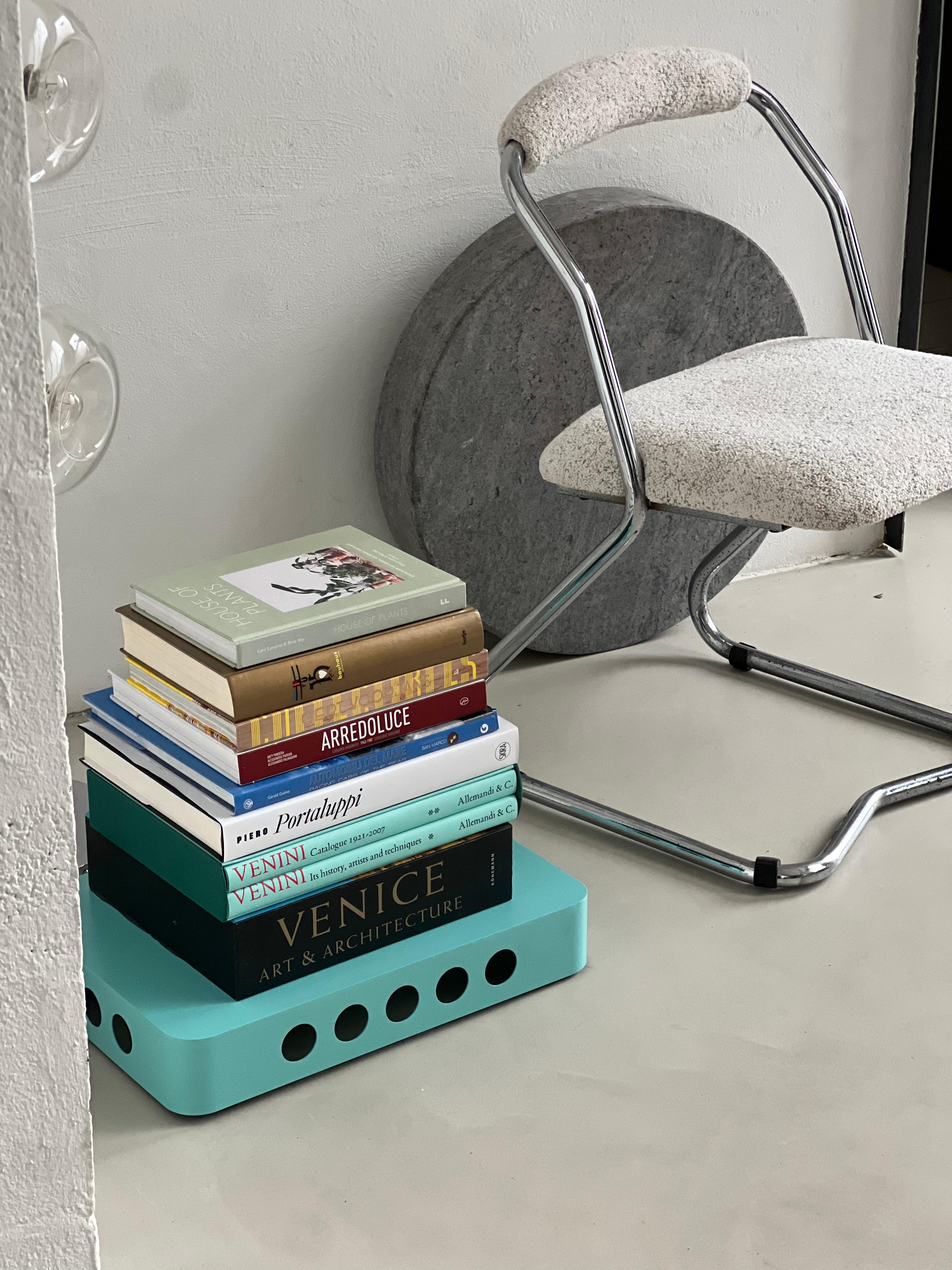 Spinzi Bookboard on wheels , contemporain et minimal Tyffany Blue Book Shelf en vente 5