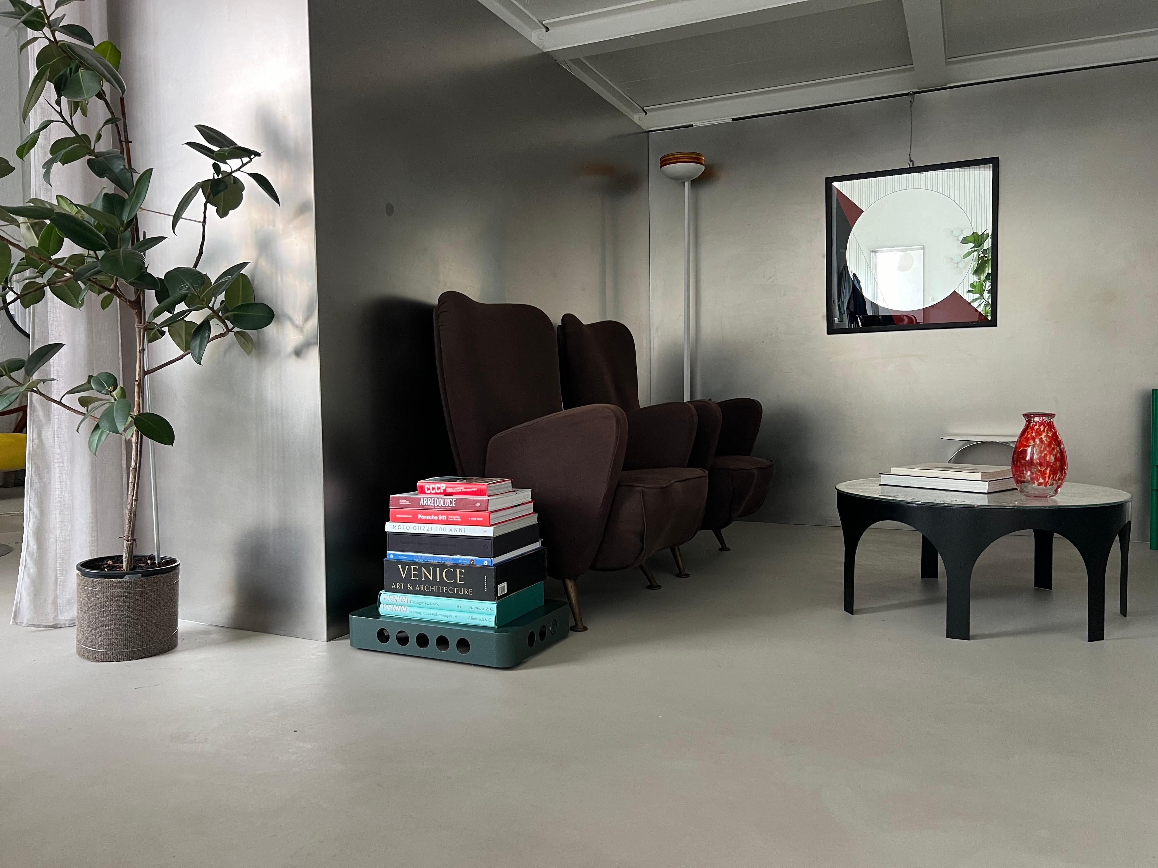 Poudré Spinzi Bookboard on wheels , contemporain et minimal Tyffany Blue Book Shelf en vente