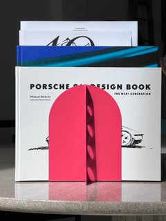 Spinzi Capo Sculptural Bookend in Metal, Bright Pink, Collectible Decorative