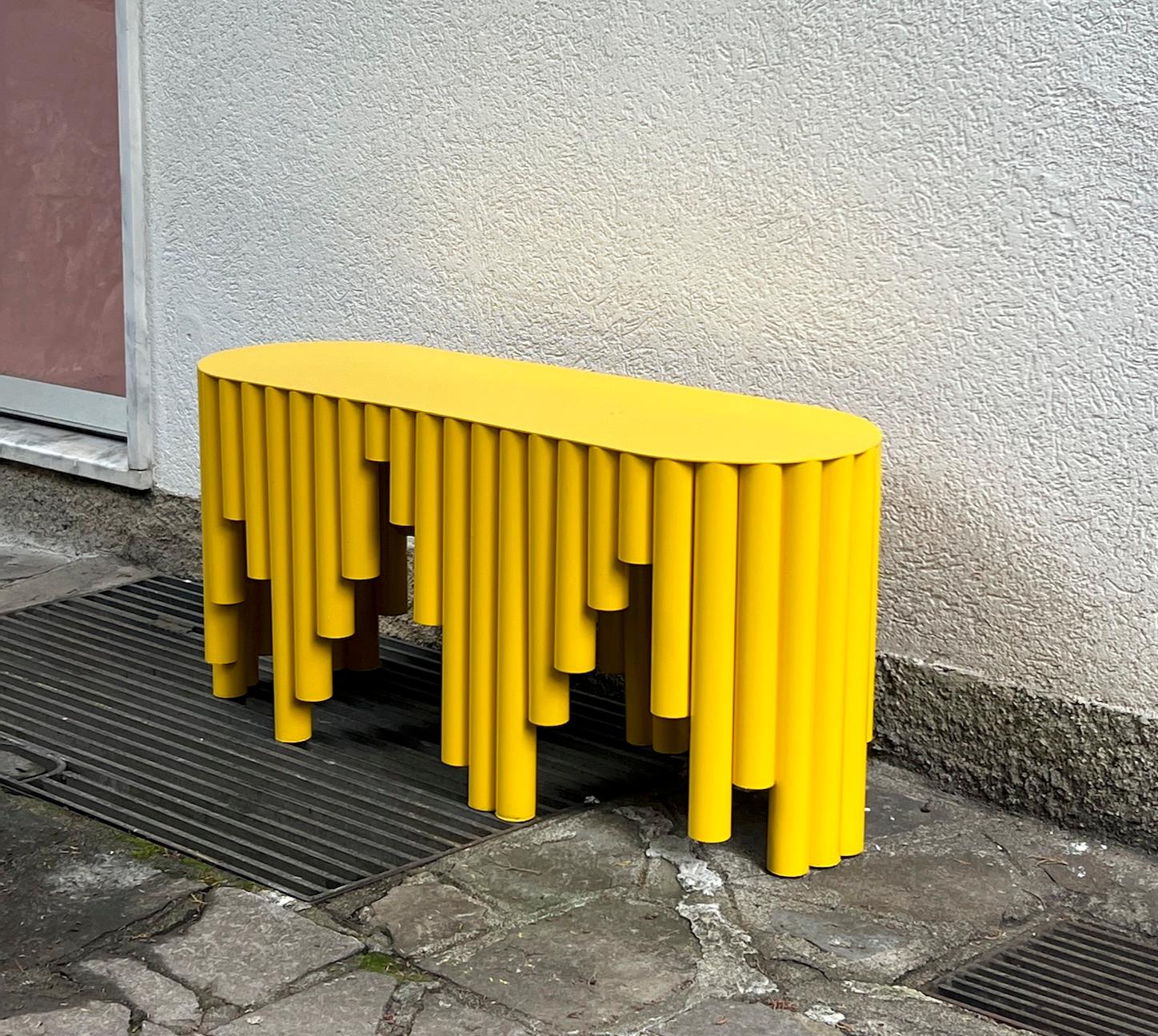 Spinzi Circus Contemporary bright metal bench For Sale 3