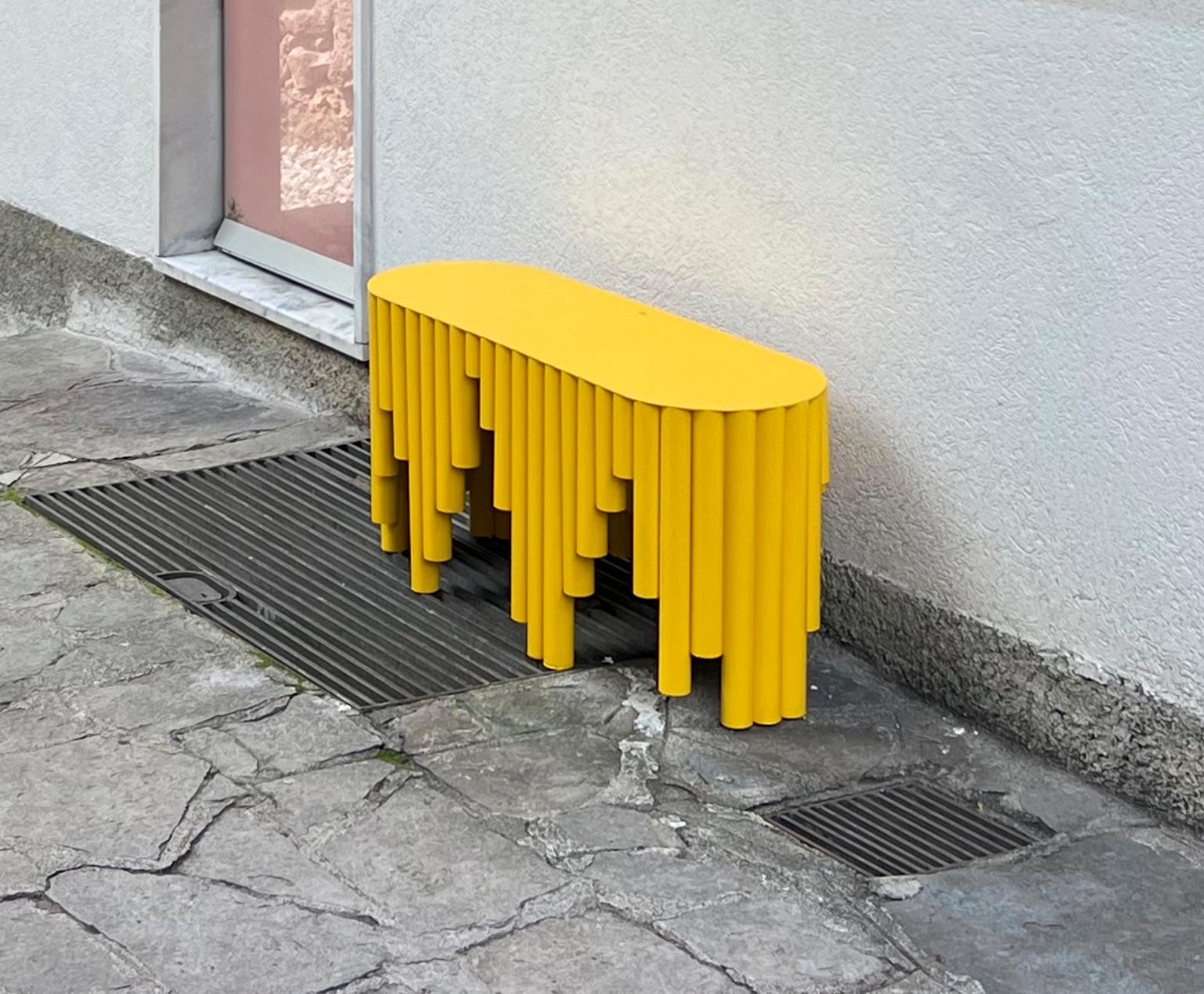 Metal Spinzi Circus Contemporary bright metal bench For Sale
