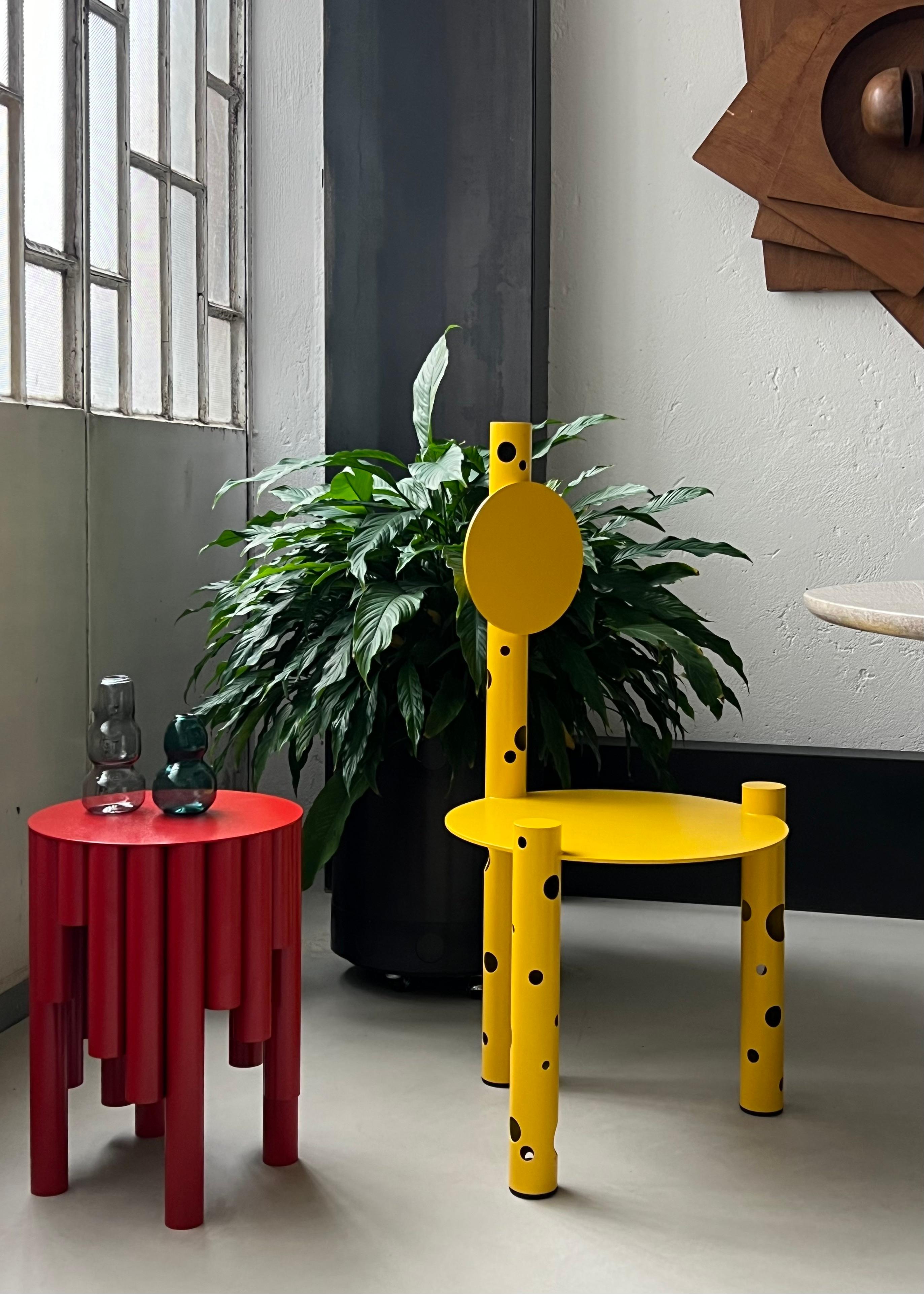 Taburete Spinzi Circus Contemporary, Rojo brillante, Diseño coleccionable, mesa auxiliar en venta 4