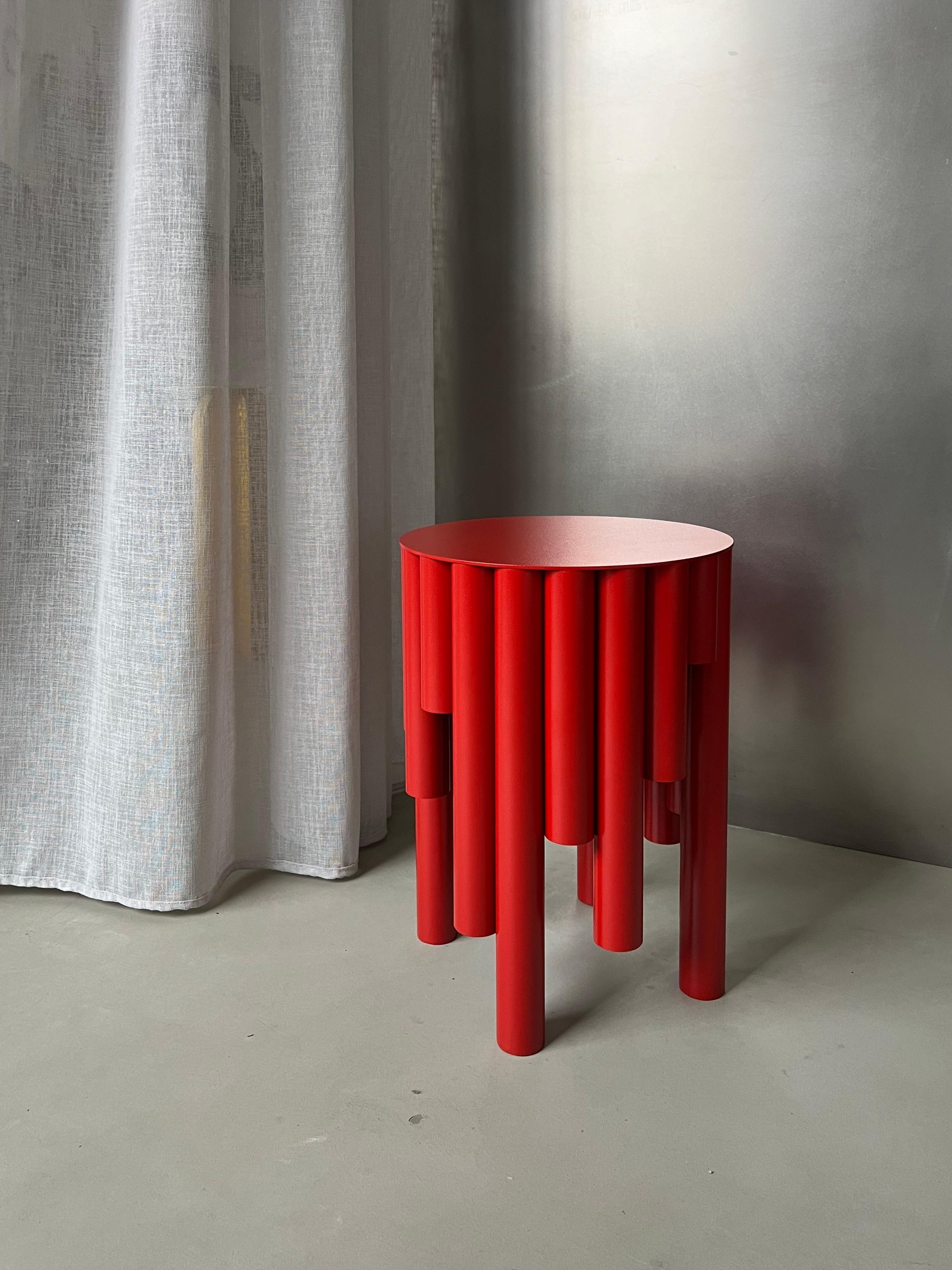 Taburete Spinzi Circus Contemporary, Rojo brillante, Diseño coleccionable, mesa auxiliar Metal en venta