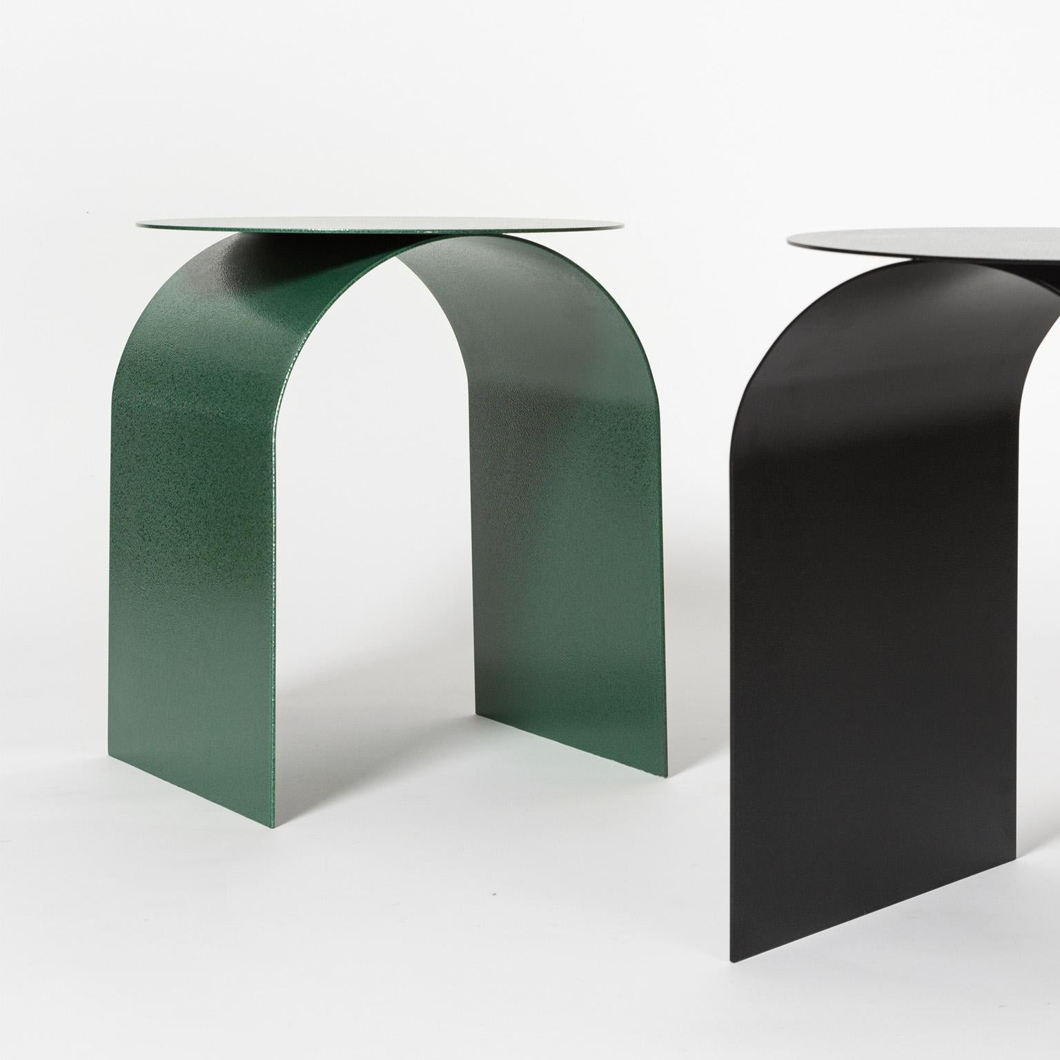 The architectural essentiality of the stools derives from the neoclassic attitude of Palladio. A sheet of metal thin as air draws the shape of this timeless product. A disc projecting shadows on an arch is the essential gesture behind this timeless