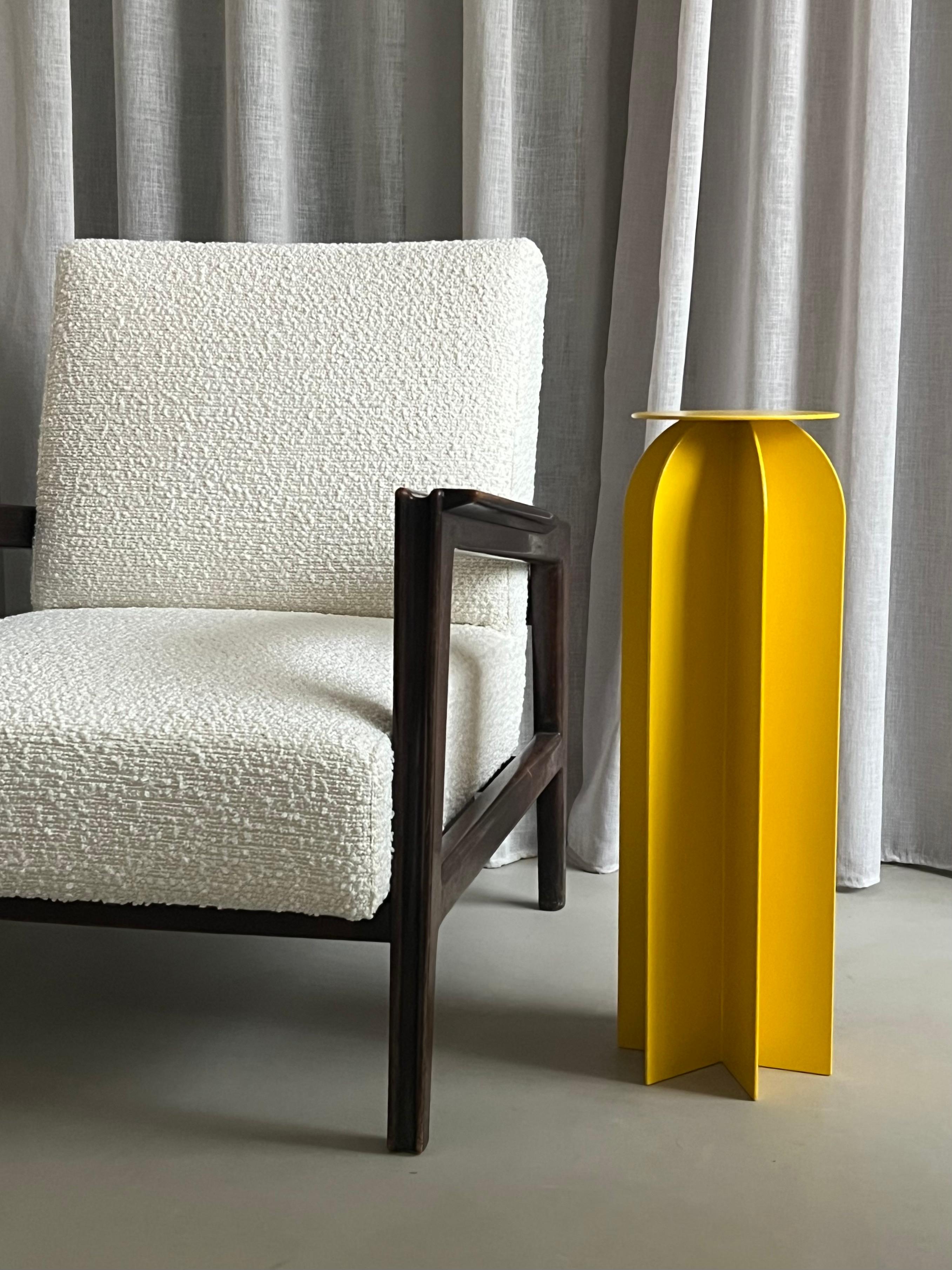Table d'appoint Spinzi Palladium Rocket jaune vif, design de collection en vente 5