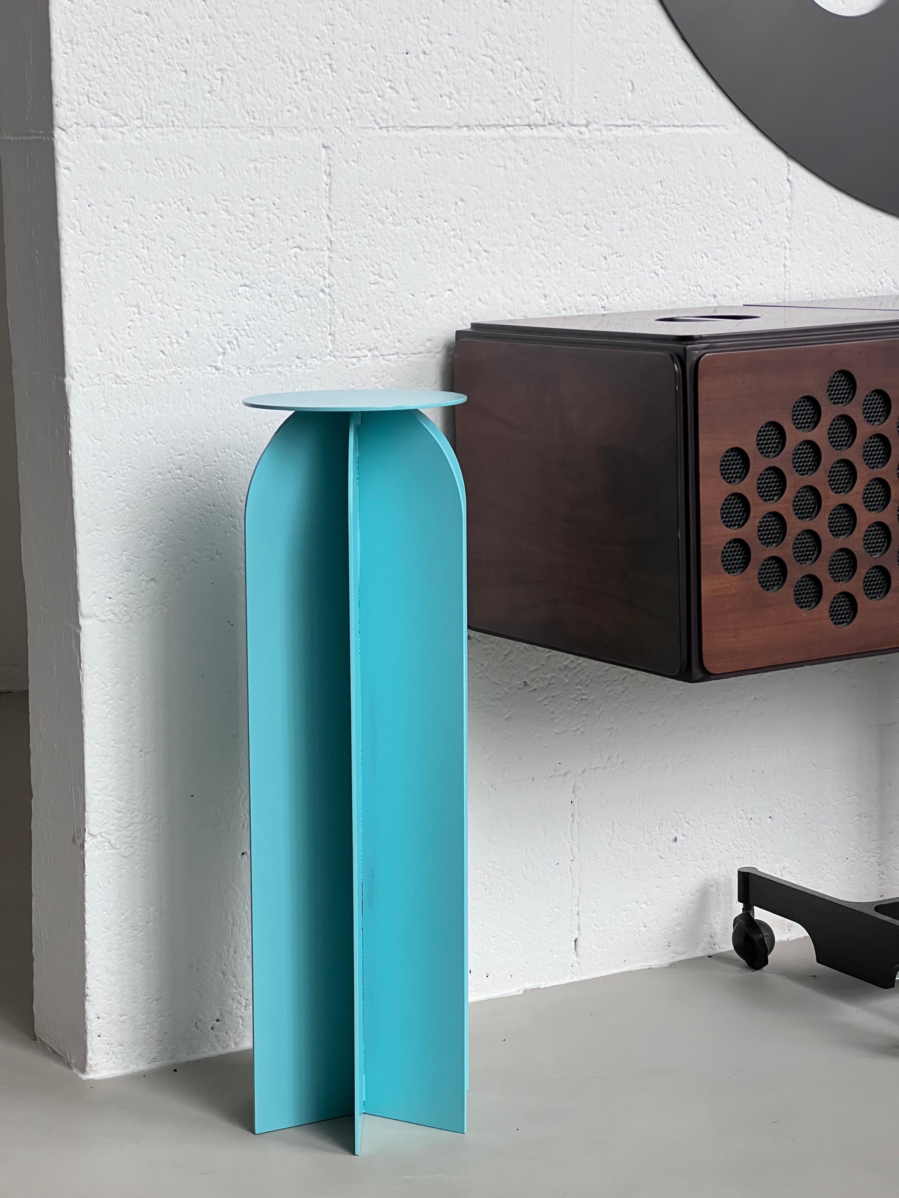 Mesa auxiliar - Mesa auxiliar escultórica - Mesa baja - Diseño italiano - Palladio

La mesa auxiliar Palladium es una colección de edición limitada de mesas de diseño diseñadas y fabricadas por Spinzi en Milán para rendir homenaje a la arquitectura