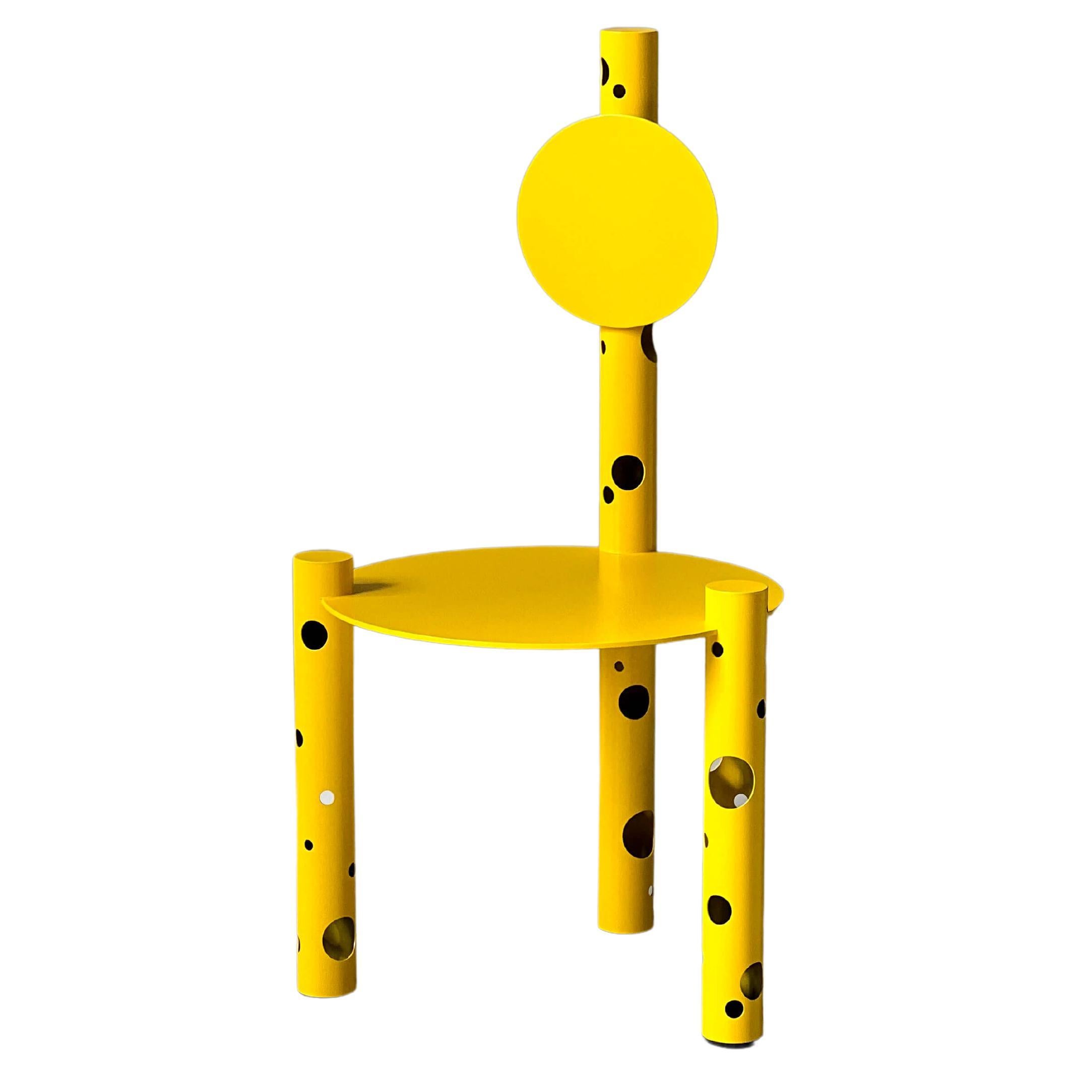 Spinzi SIlös Chair, Collectible Italian Design, Bright Yellow Sculptural Seating (siège sculptural jaune vif)