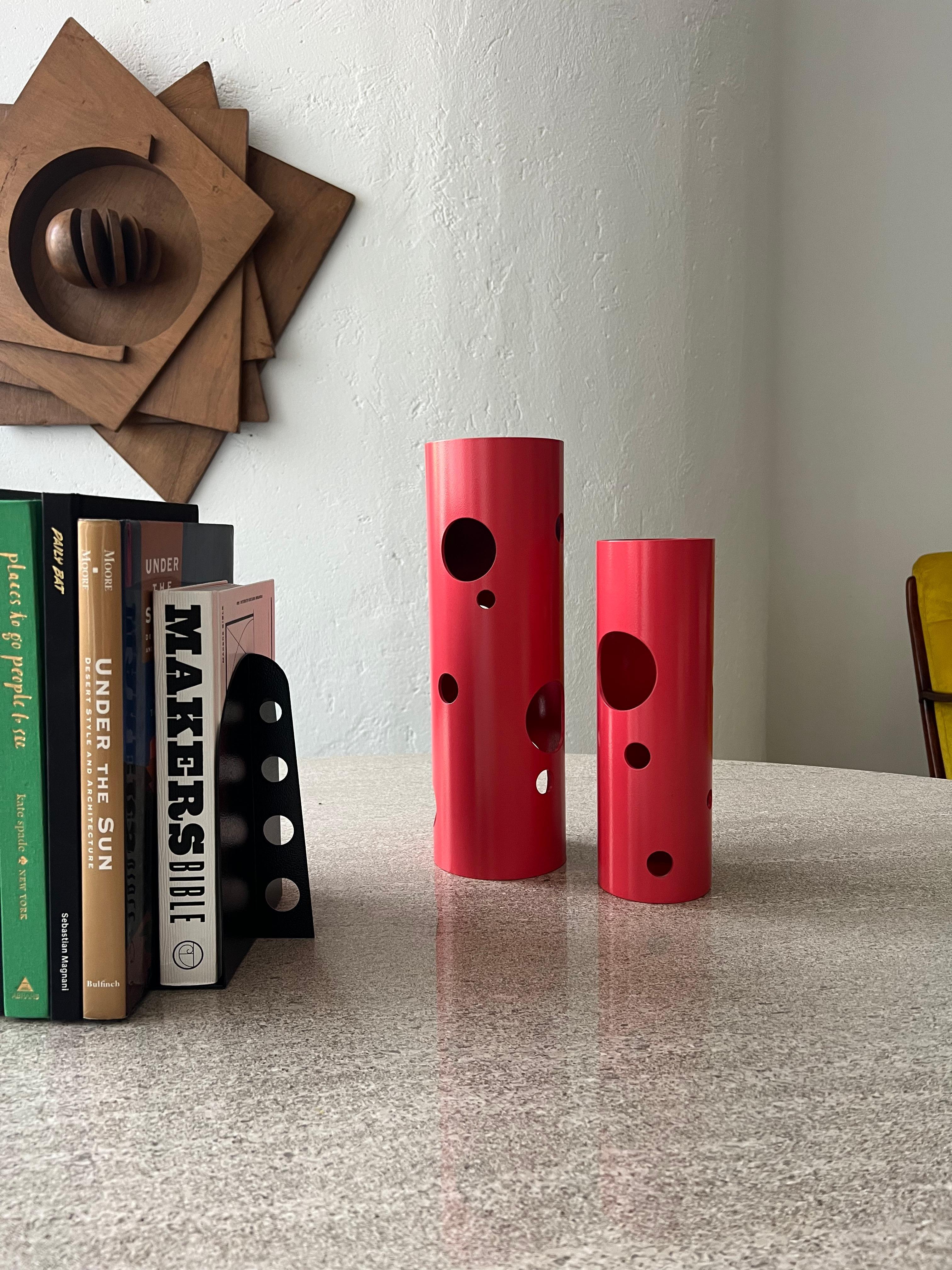 Spinzi Silös Vase, Bright Pink, Collectible Italian Design In New Condition For Sale In Milano, IT