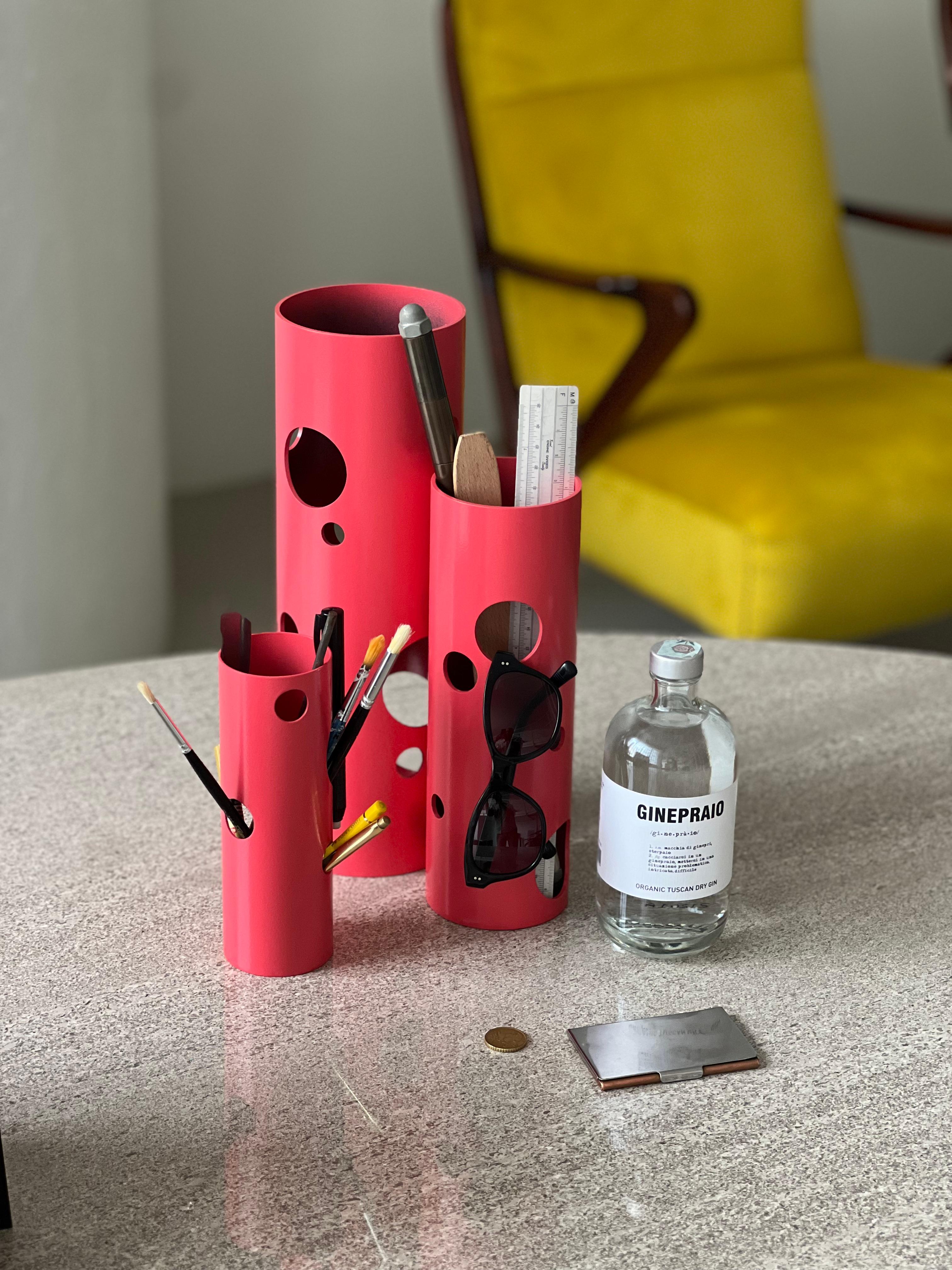Decorative Italian Vase - Pop Design - Contemporary Collectible Design

Silös is a collection that brings together the attraction for abandoned spaces, for metal, mechanics, and for the industrial architecture of Milan. These elements come to life
