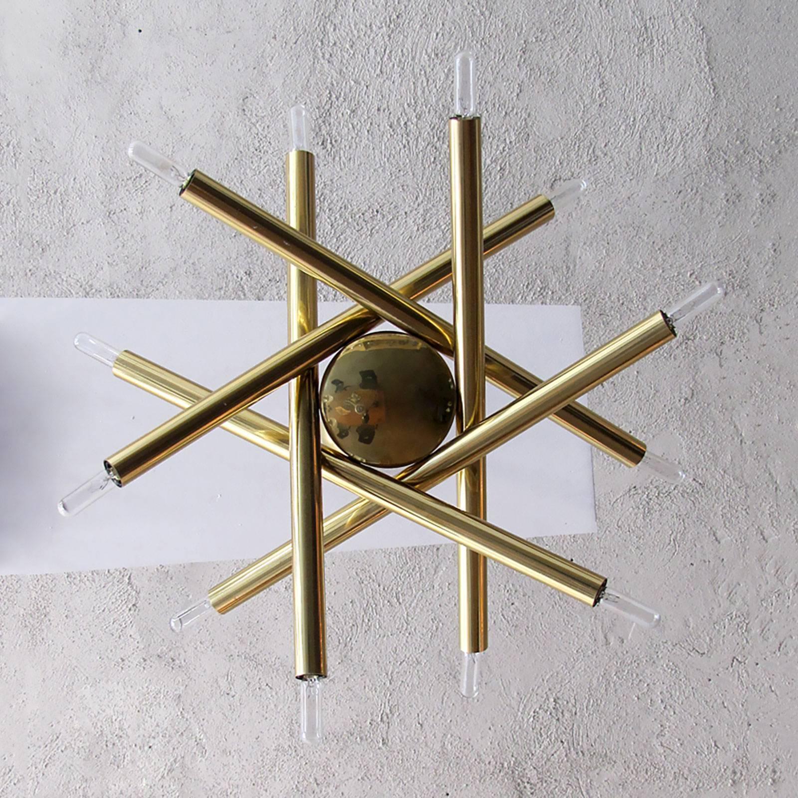 Spiral-24-Kronleuchter von Gallery L7 (Messing) im Angebot