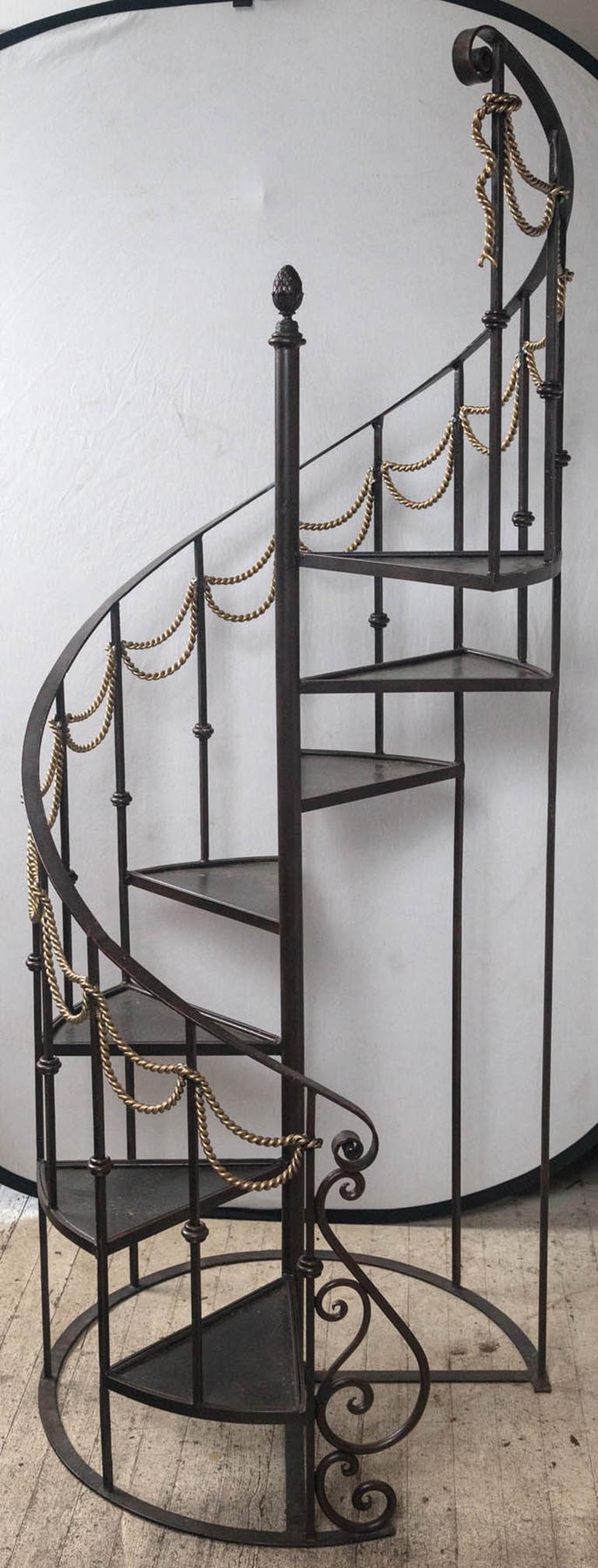 Spiral Bent Iron Stairs In Excellent Condition In Woodbury, CT