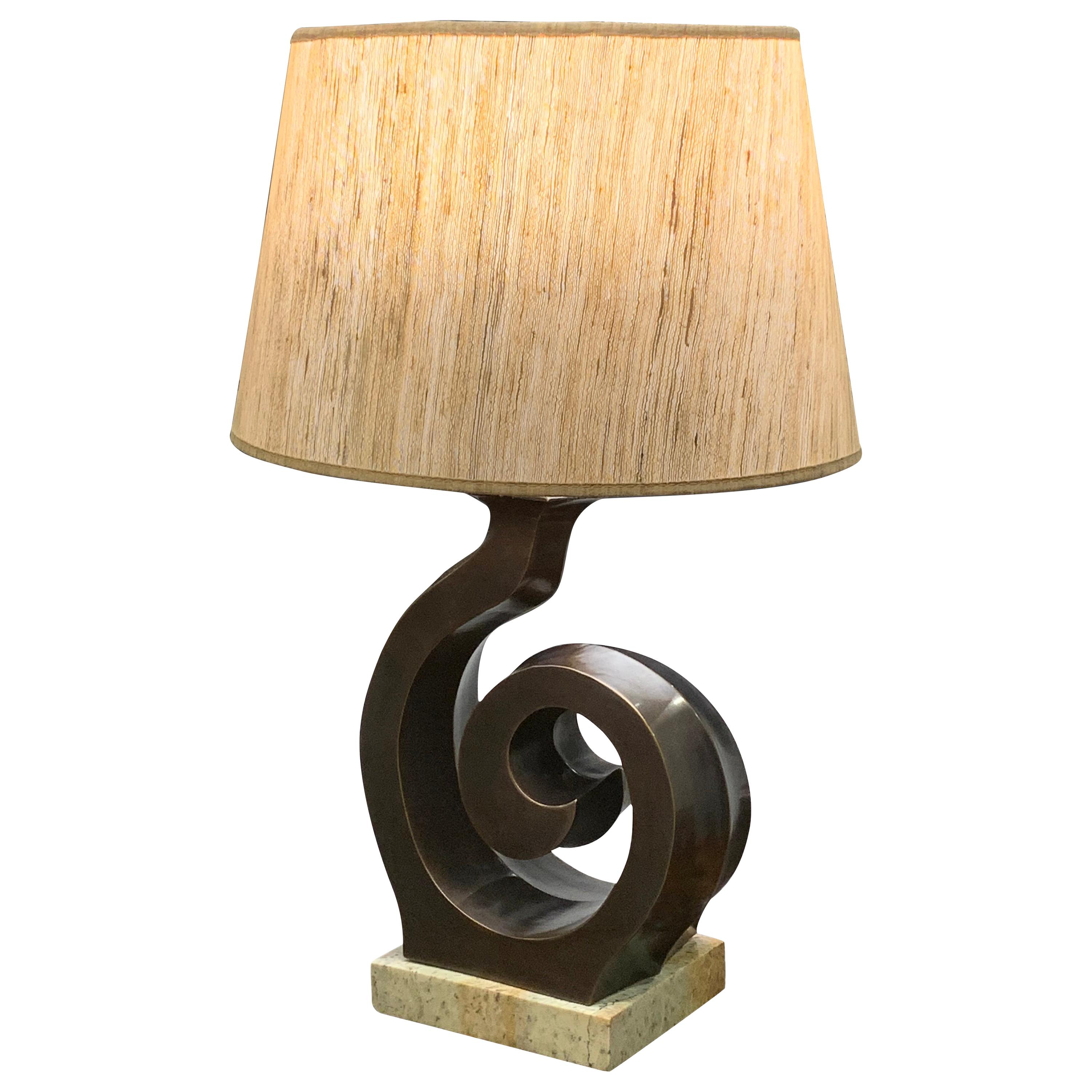 Spiralförmige Bronzelampe, ohne Schirm und Abschirmung