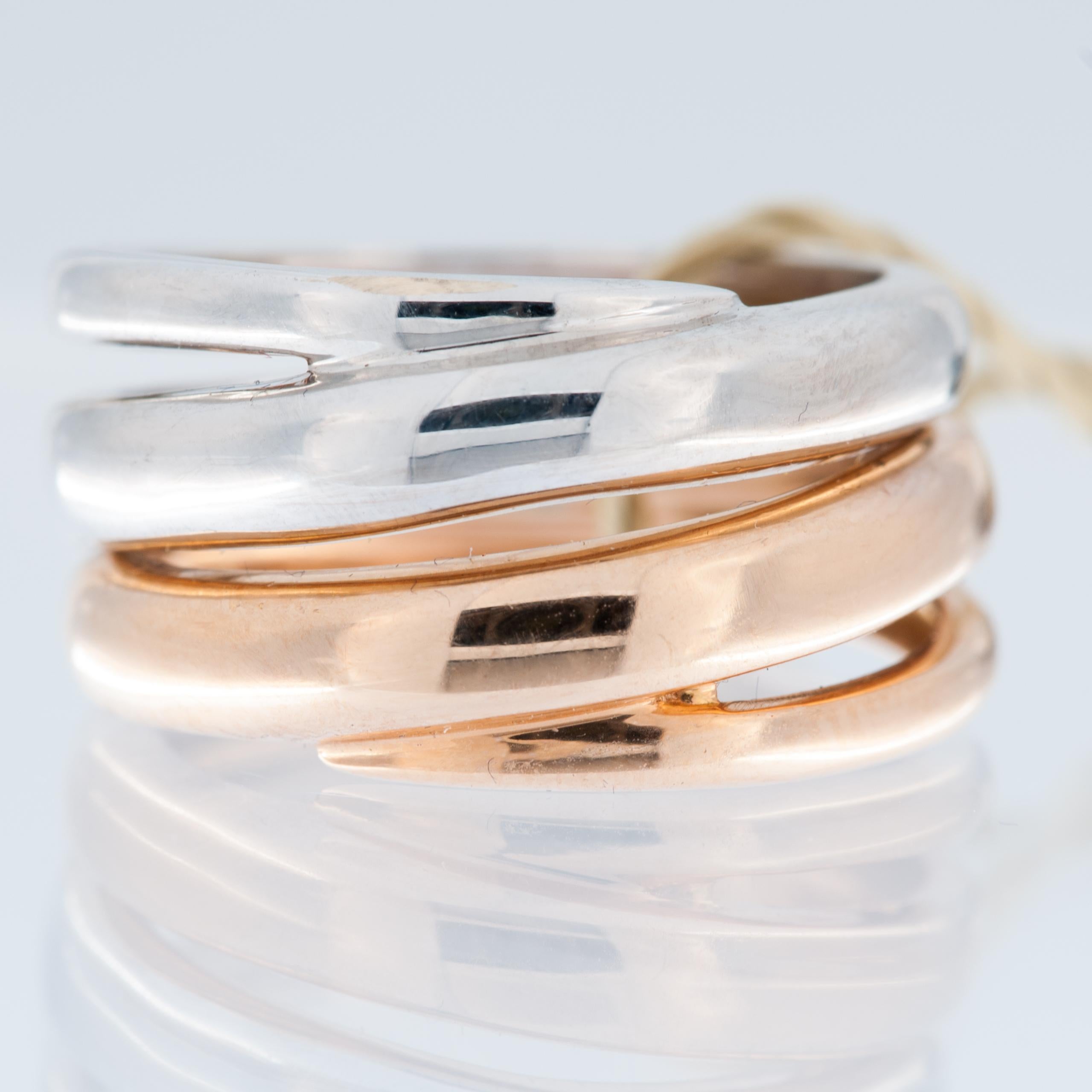 Women's or Men's Spiral Design 18 karat White and Rose Gold Ring For Sale