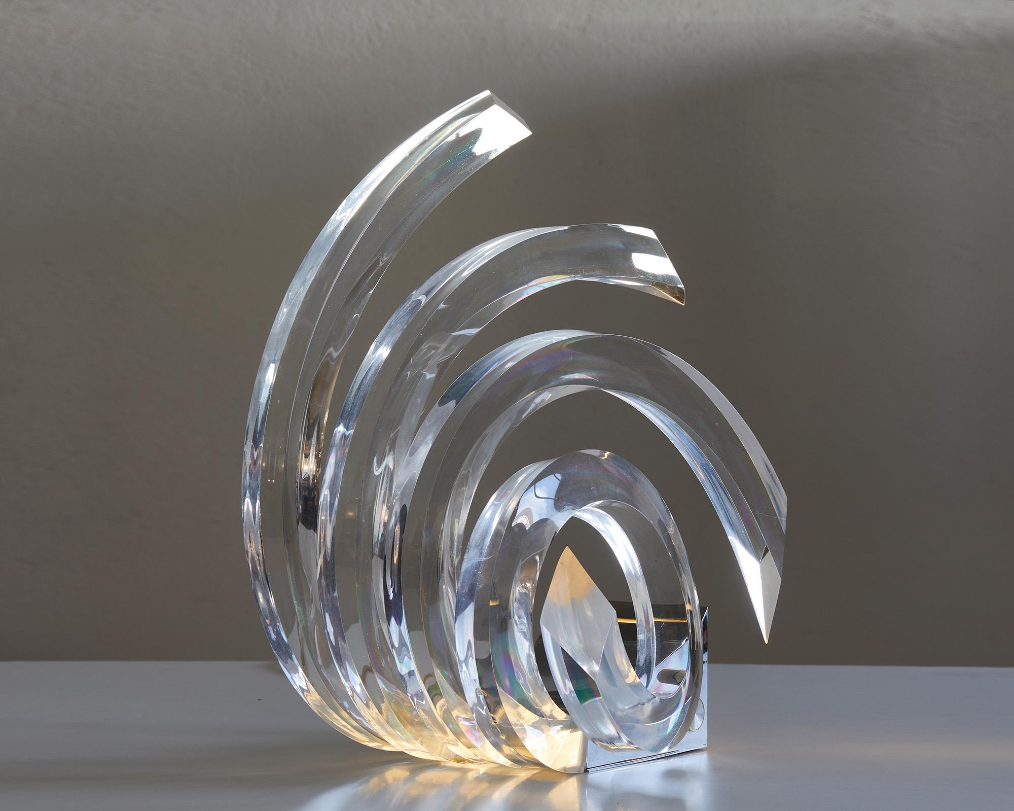 Spiral-Tischlampe aus Lucite und verchromtem Metall von Gaetano Missaglia, Italien 1968 (Italienisch) im Angebot