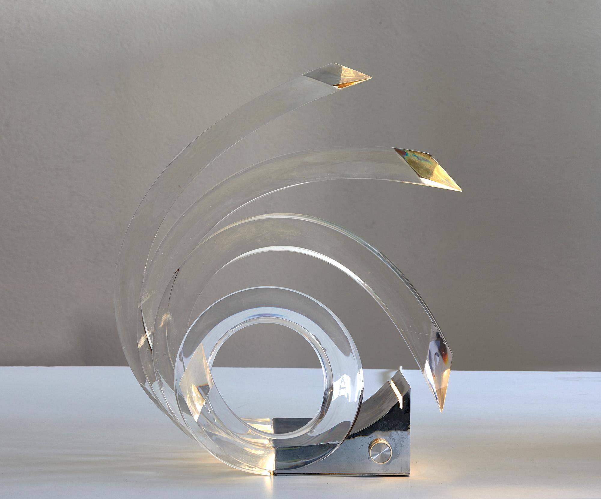 Spiral-Tischlampe aus Lucite und verchromtem Metall von Gaetano Missaglia, Italien 1968 (Chrom) im Angebot