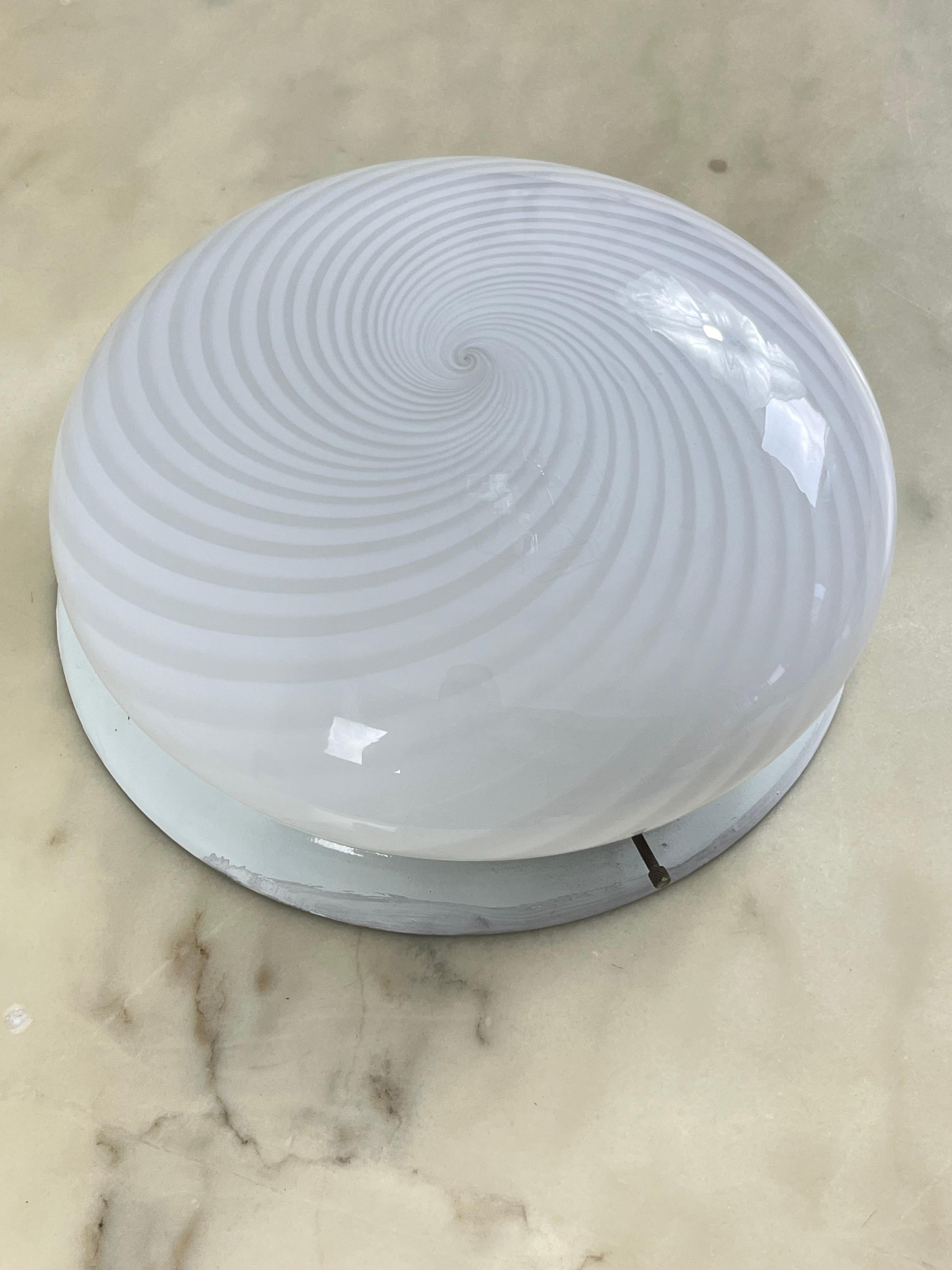 Italian Spiral Murano Glass Ceiling Light Attributed To Venini, 1960s For Sale