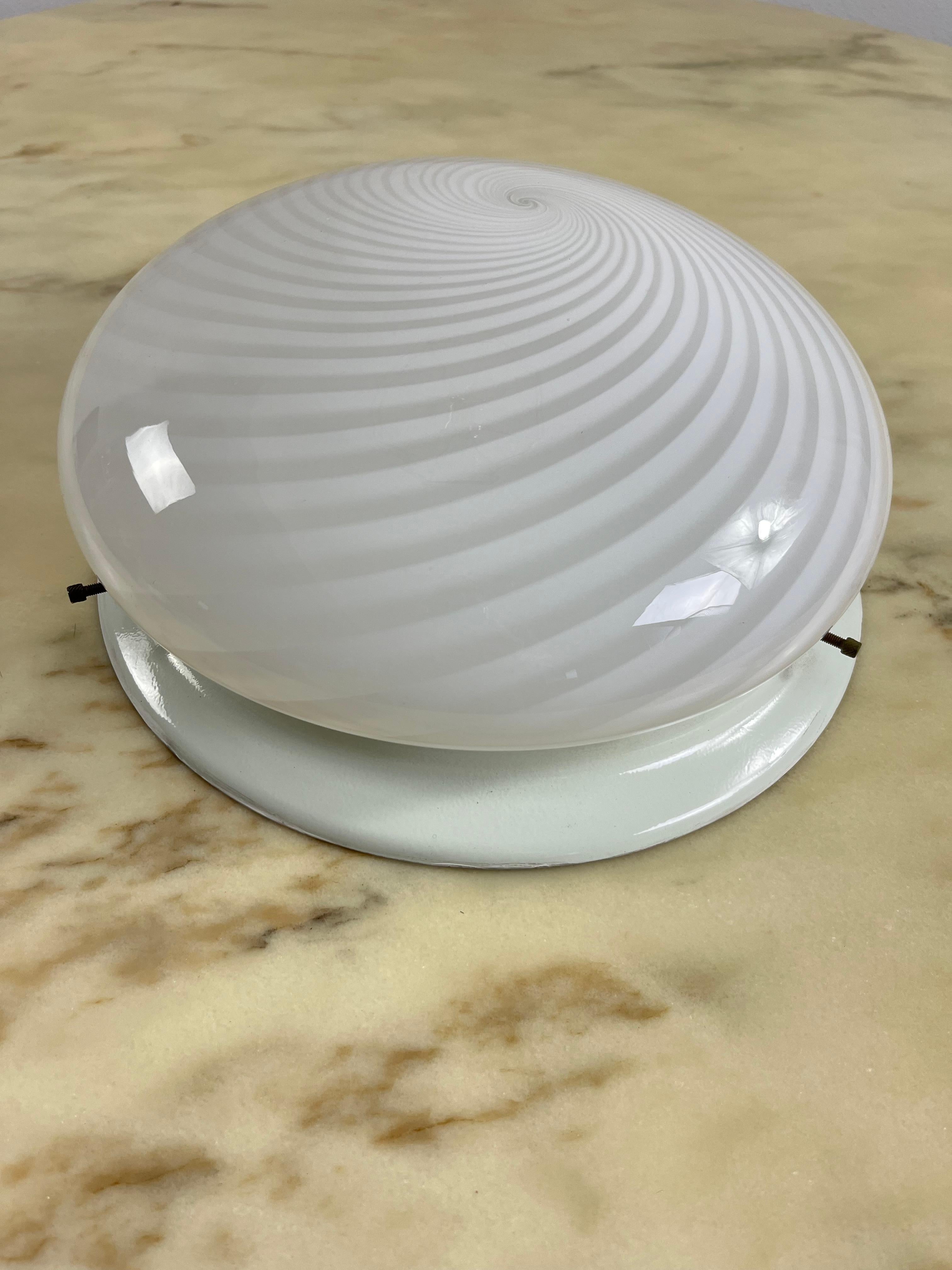 Spiral Murano Glass Ceiling Light Attributed To Venini, 1960s For Sale 2
