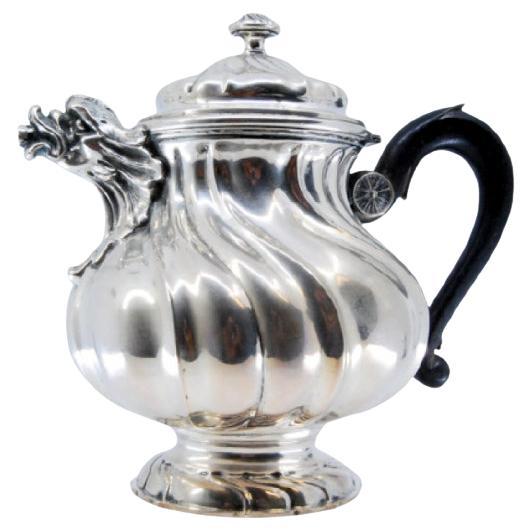 Silberne Spiral-Teekanne mit Scharnierdeckel und Kastanienholzgriff